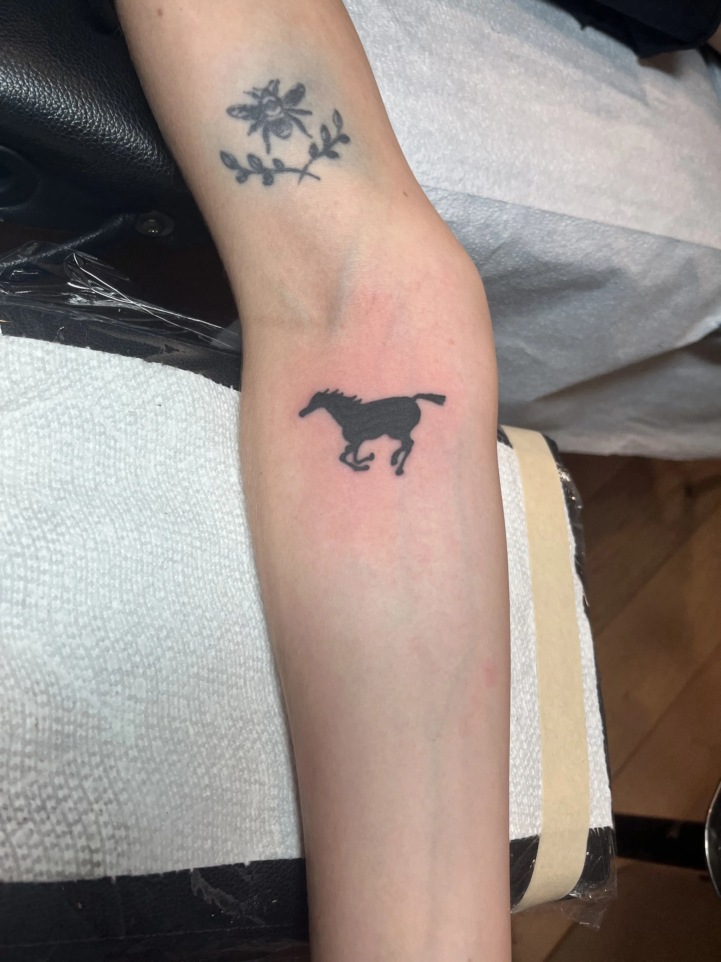 Julius-Forte-Tattoo-Portfolio-Brooklyn-Bee-And-Horse-Forearm-Tattoo.jpg