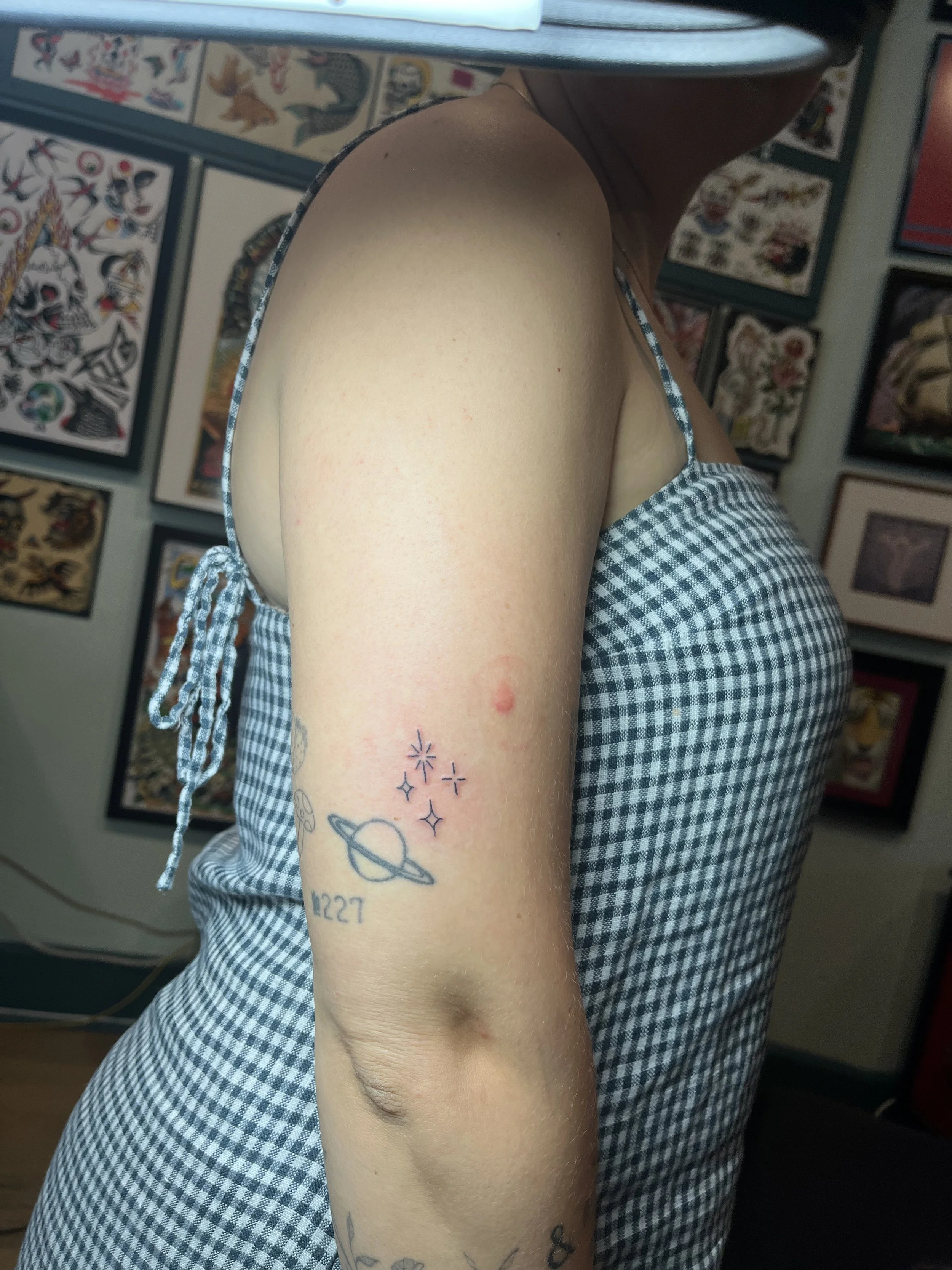 Julius-Forte-Tattoo-Portfolio-Brooklyn-Saturn-And-Stars-Arm-Tattoo.jpg