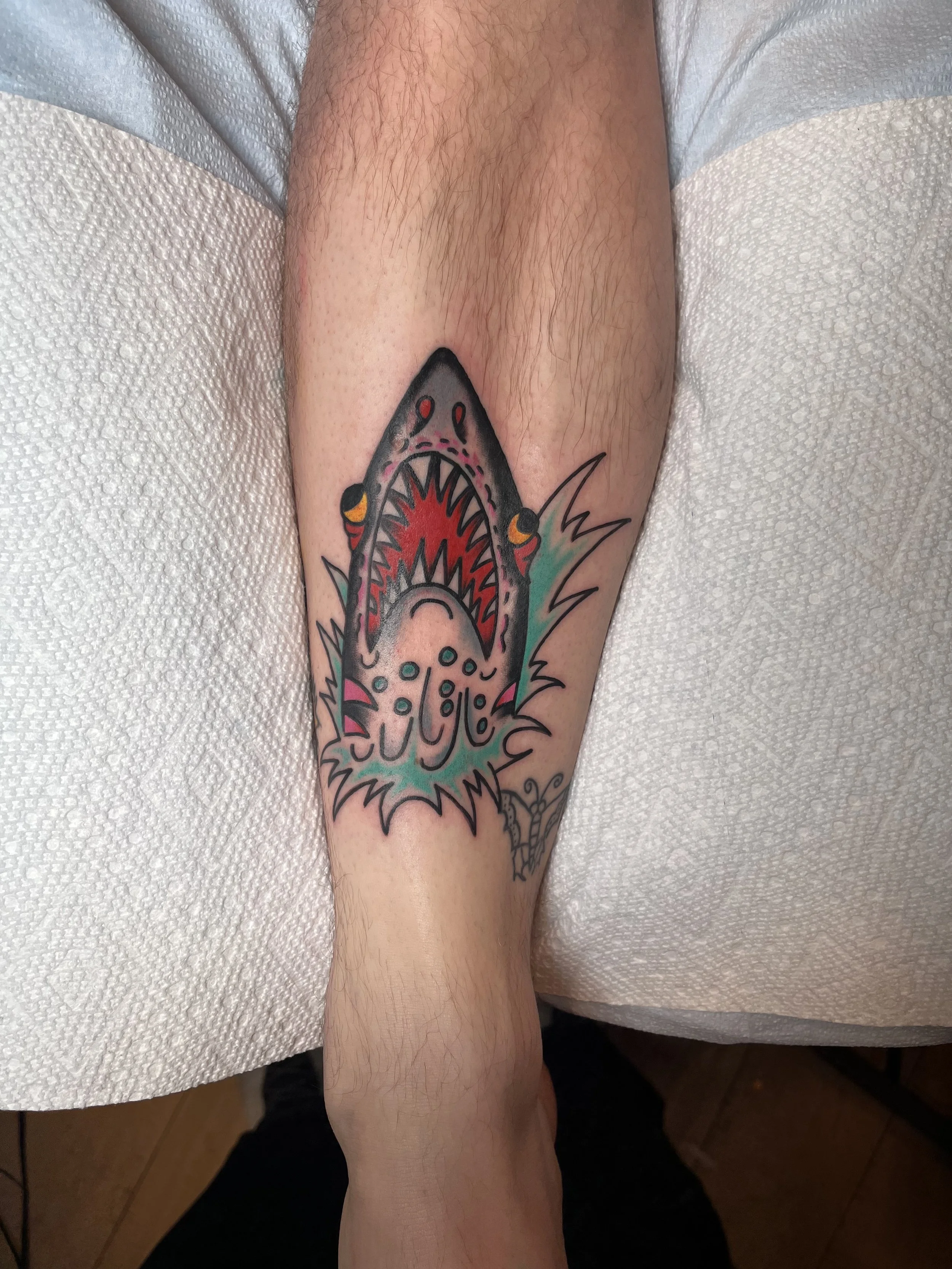 Julius-Forte-Tattoo-Portfolio-Brooklyn-Shark-Head-Leg-Tattoo.jpg