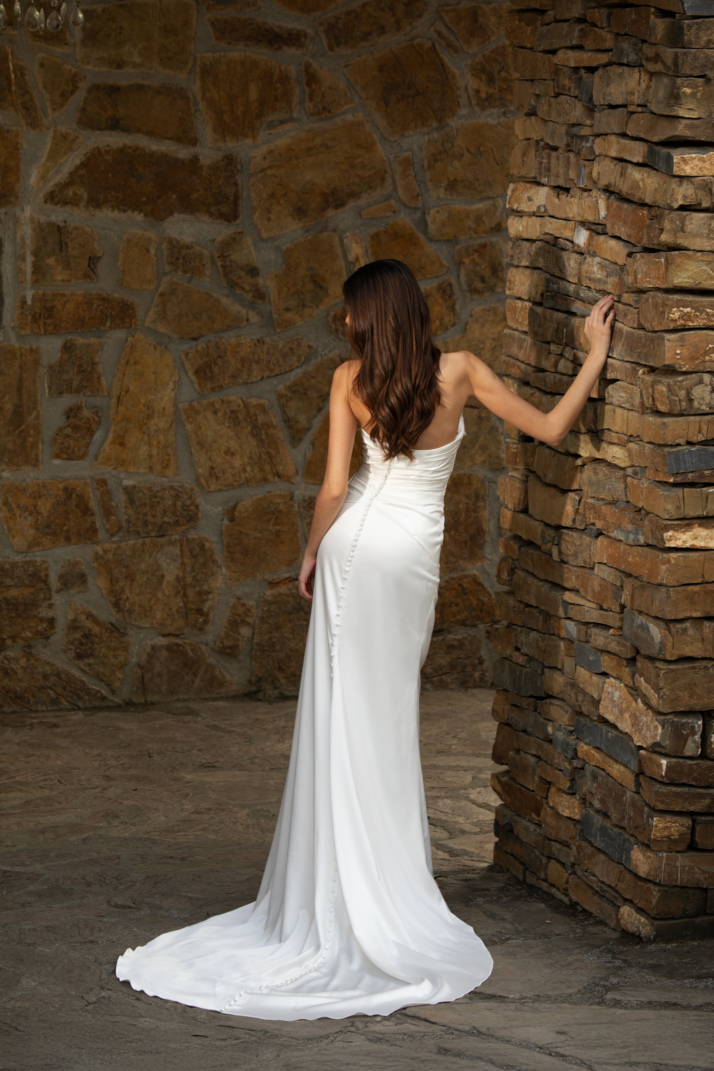 Jewel back 1 .jpg