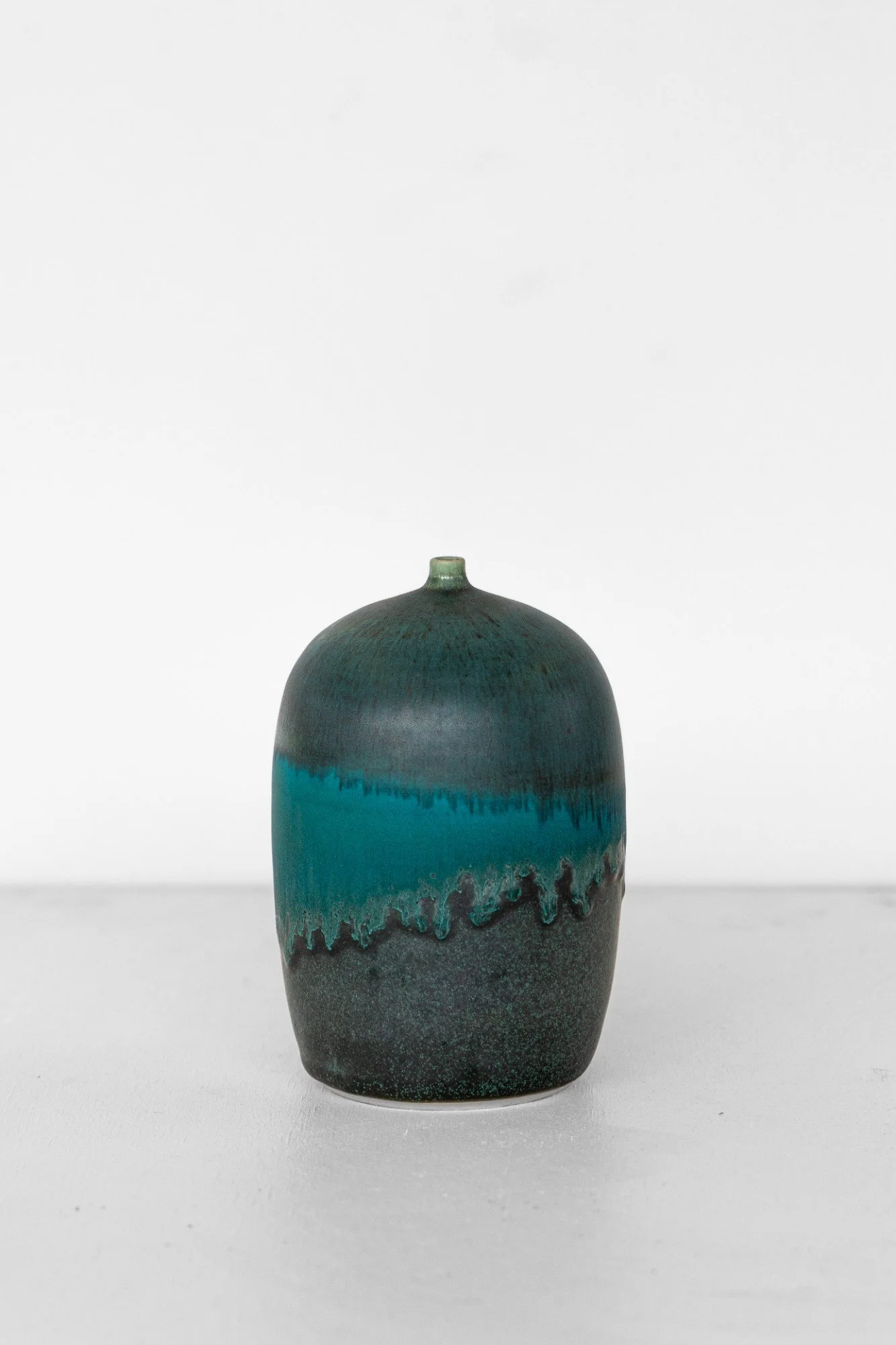Narrow Neck Bottle #115