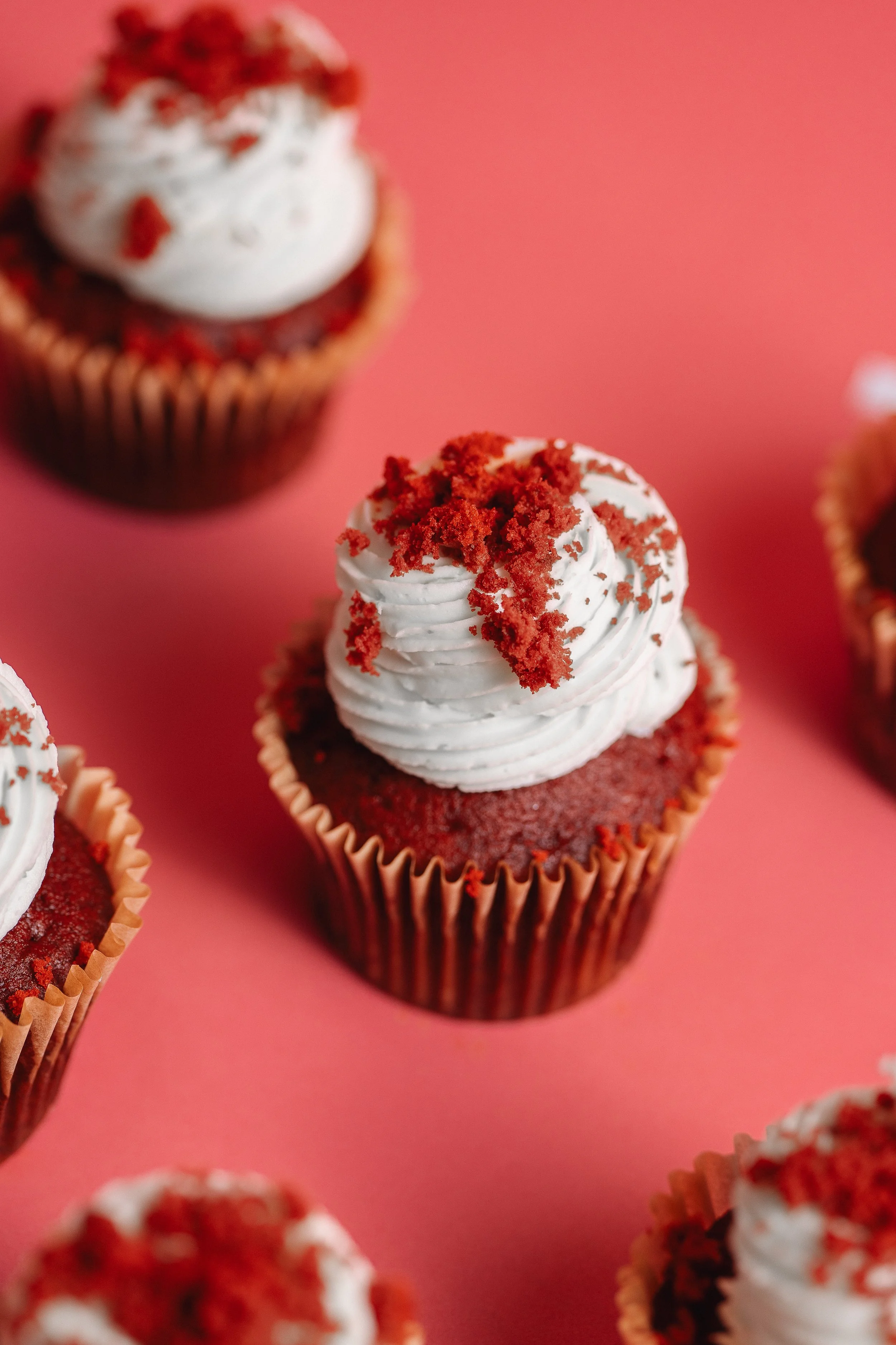 sweet family secrets/red velvet cupcakes/red velvet/cream cheese