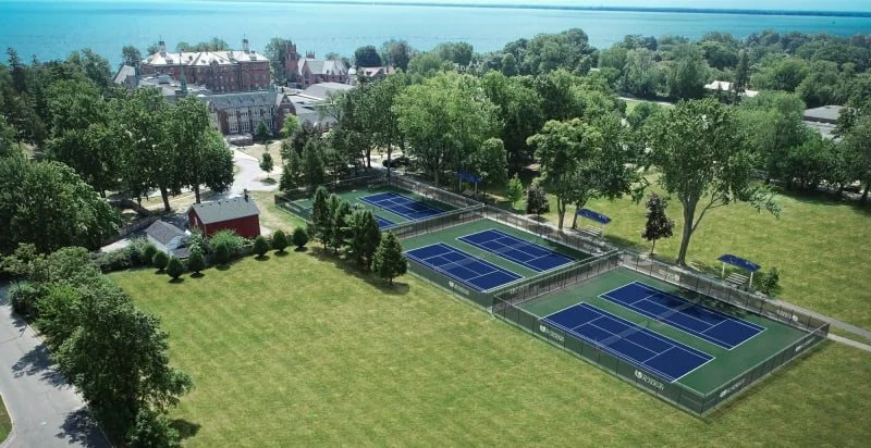 Grosse Pointe Academy tennis courts