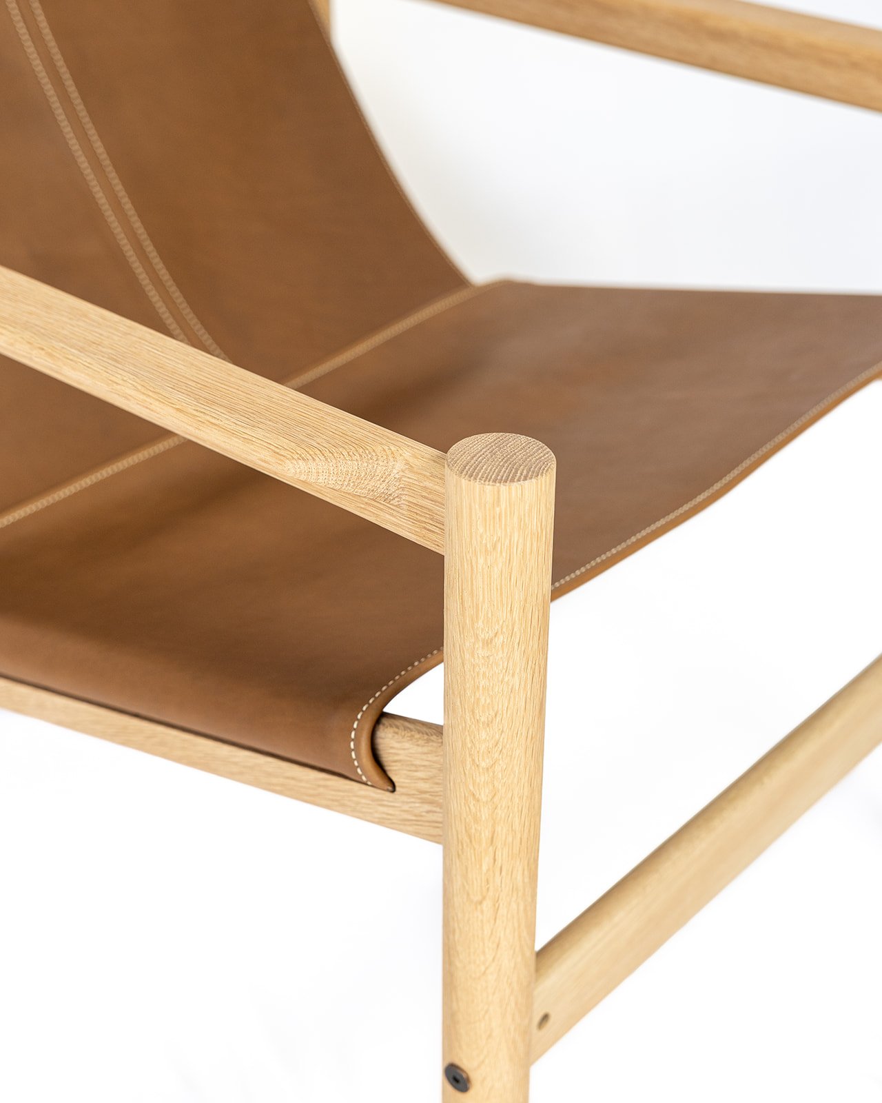 OAK-BROWN STICHING.jpg