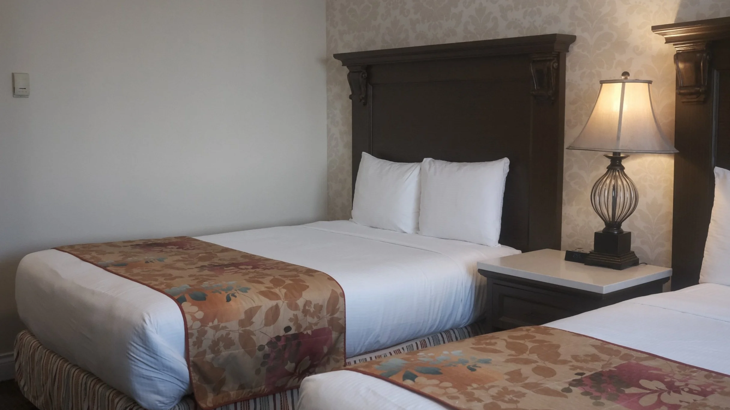 Affordable hotel near downtown Victoria British Columbia
