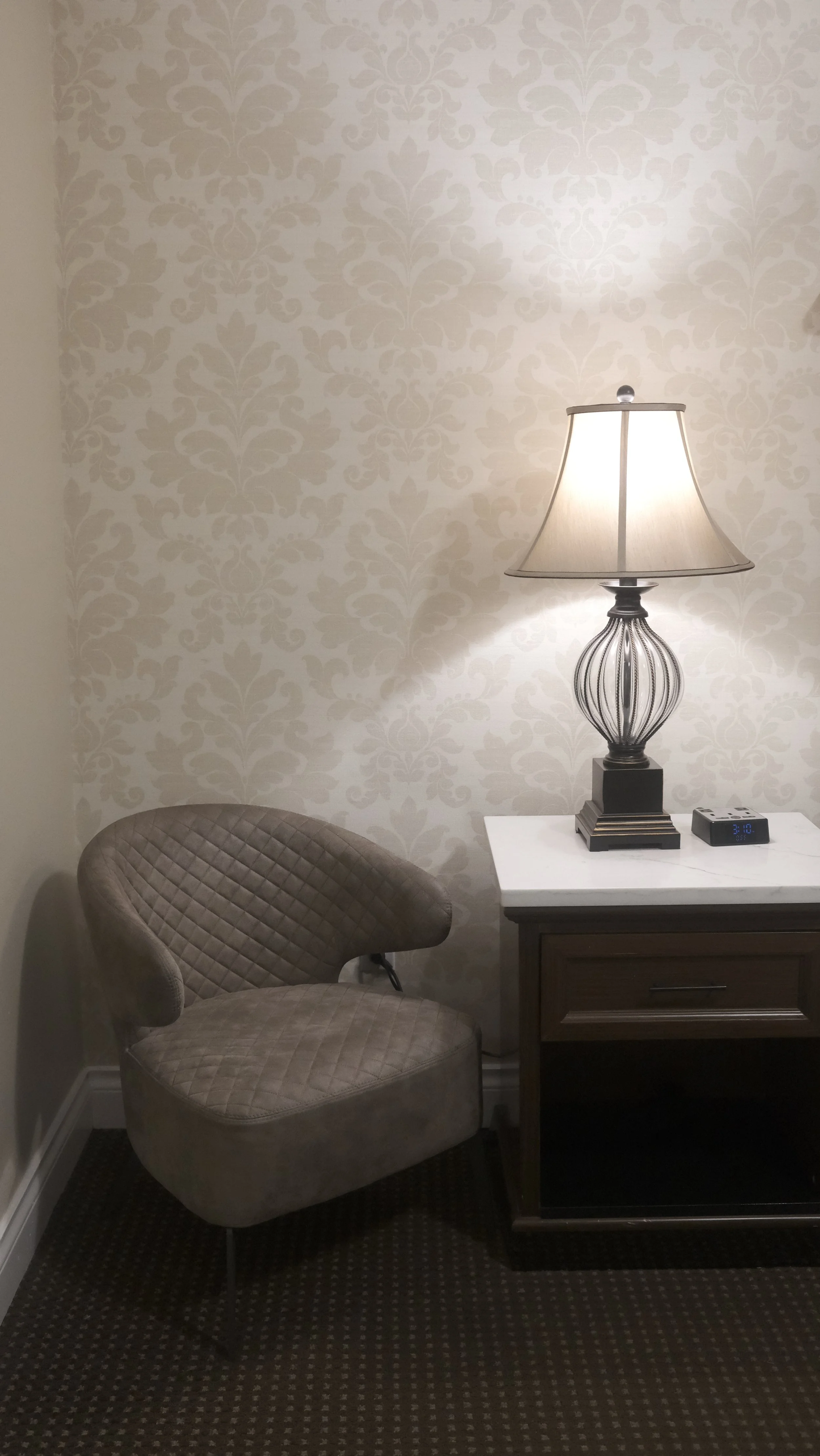 cheap hotel victoria bc