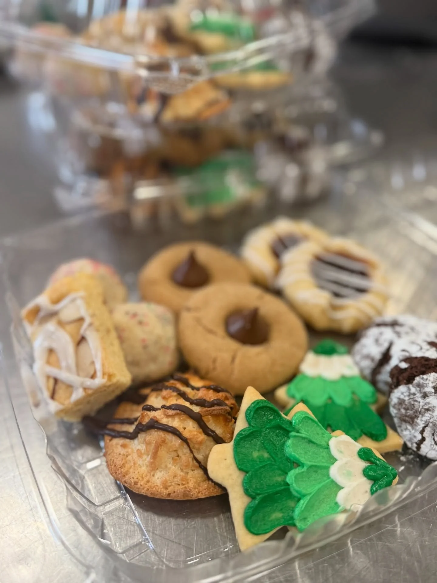 Assorted cookie boxes are ready for you! Pickup for any holiday gathering or just to have at home for family game night or late night snacking. Save some for the jolly big guy too! #christmascookies