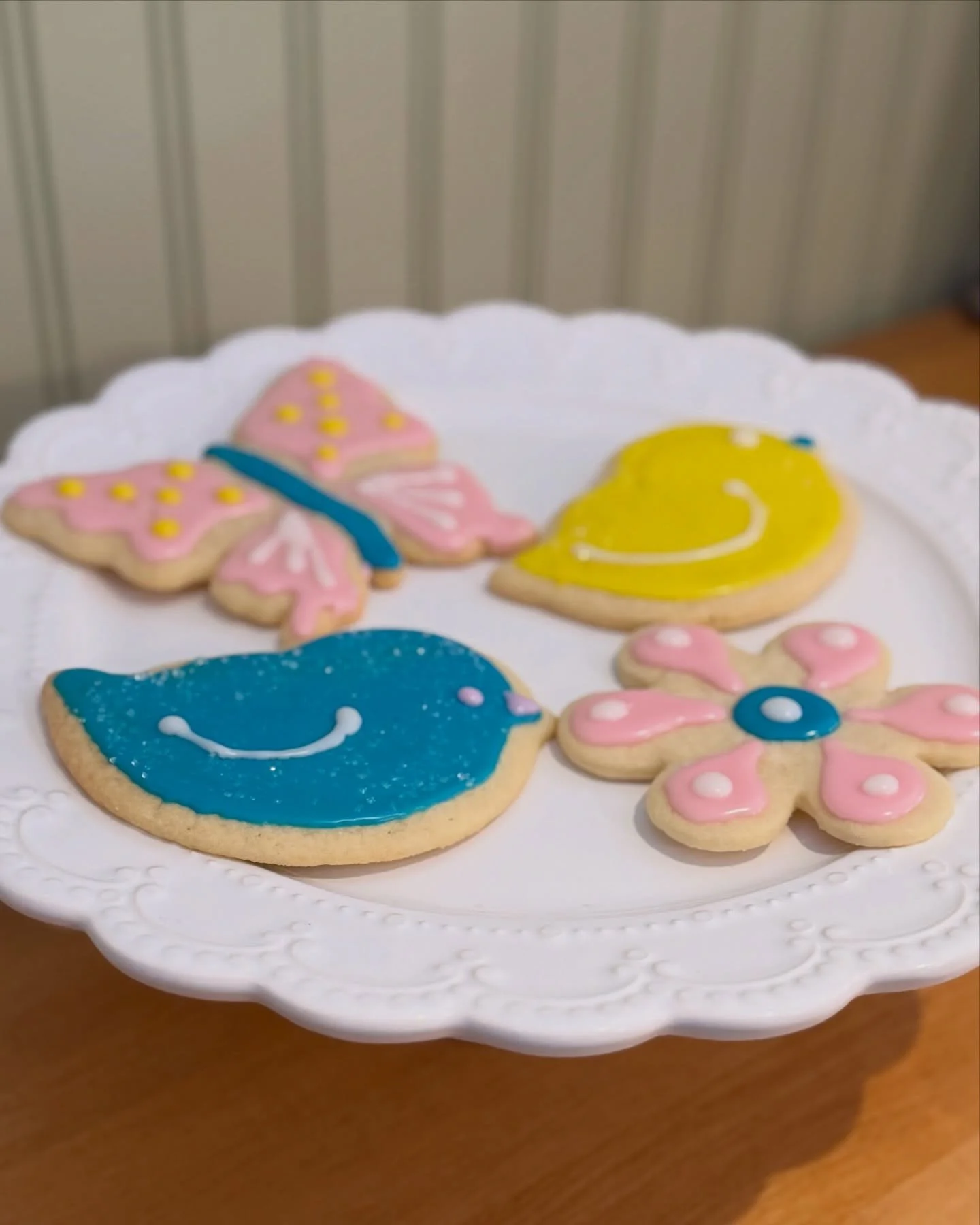 The bluebird sky yesterday inspired us! 🪺Spring is coming folks&hellip;.🤞

#bakery #deli #catering #ferrisburghvt