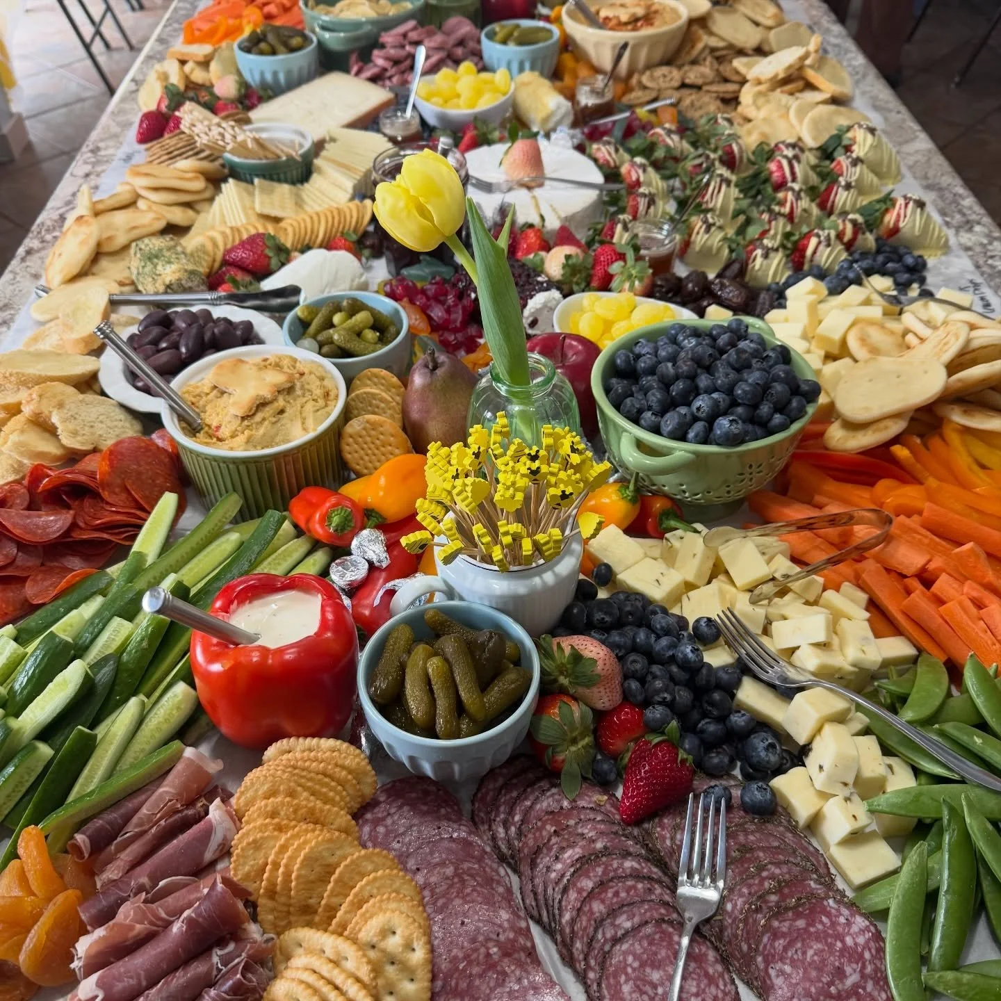 Celebrating with good food and great customers.

#catering #grazing