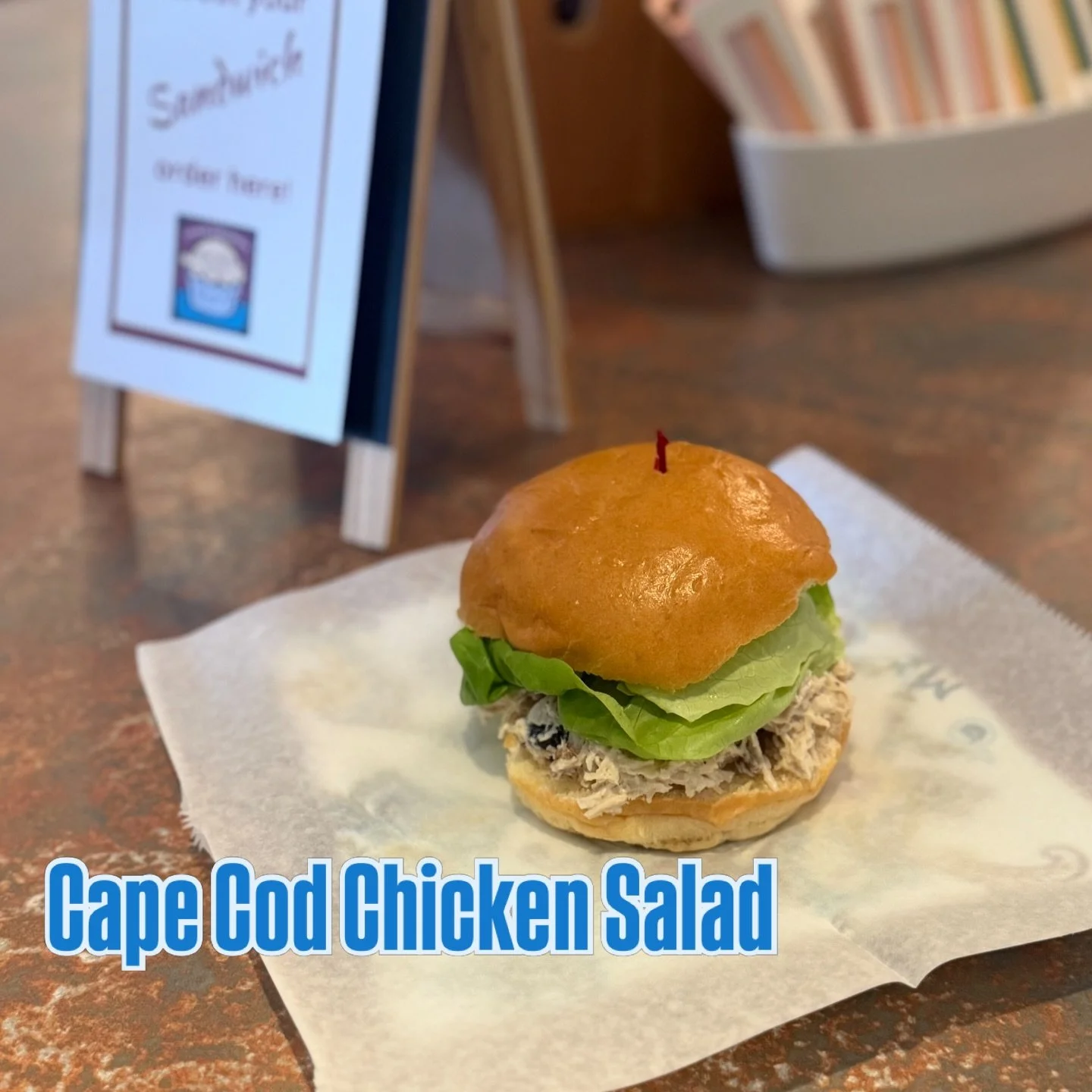 Today&rsquo;s Special.

Cranberries, pecans, honey, mayo, and shredded chicken with lettuce on a Brioche Bun. We promise it&rsquo;s delicious!

#sandwichshop #bakery #ferrisburghvt #route7