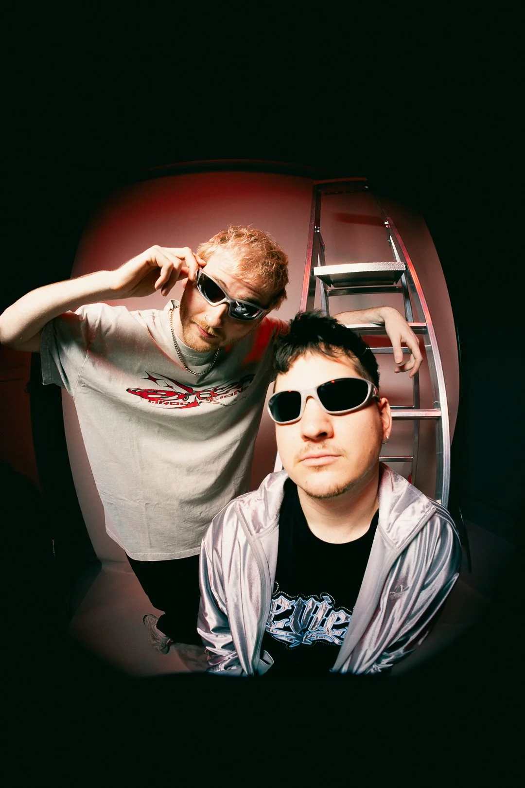 2HOT2PLAY