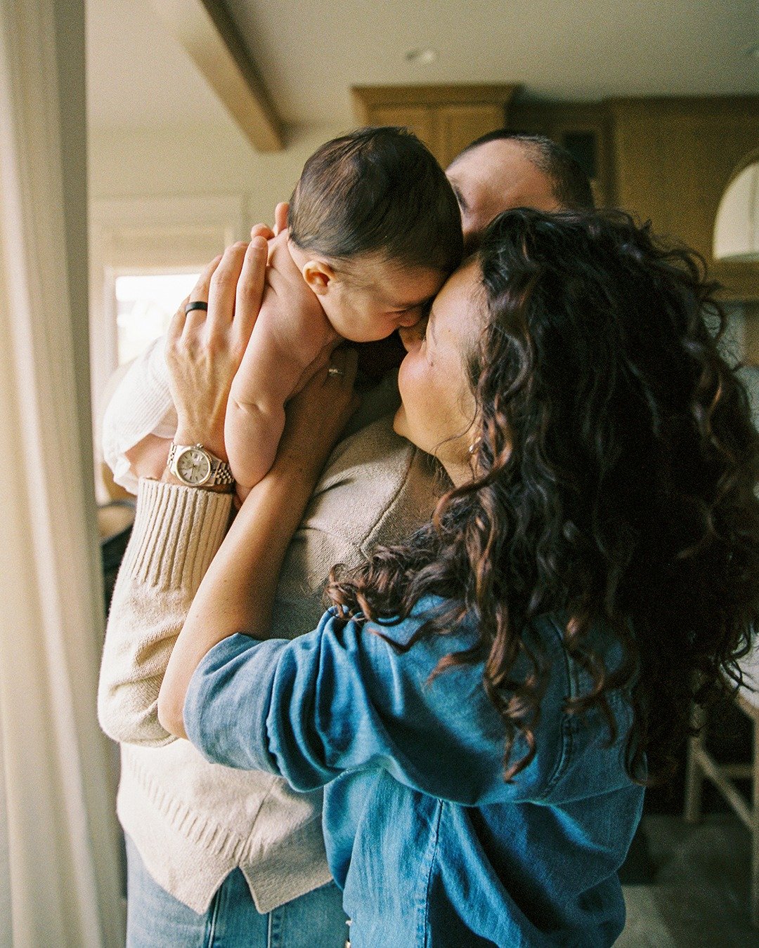 with little babies, nothing ever goes exactly as planned, including when you schedule those fam photos

but here's some proof that love &amp; connection can always be found when paired with embracing the unexpected moments life loves to throw our way