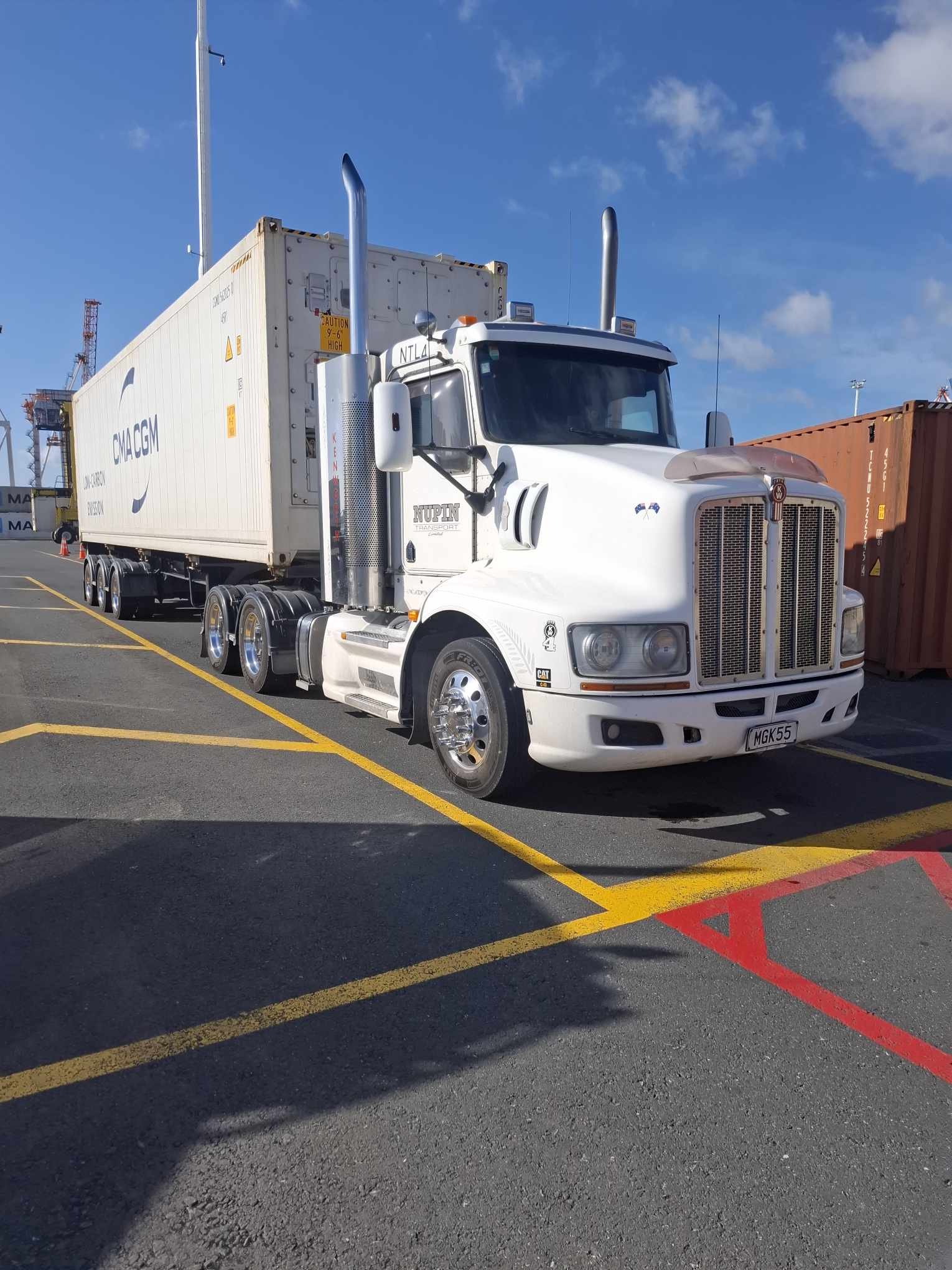 Nupin Transport loading