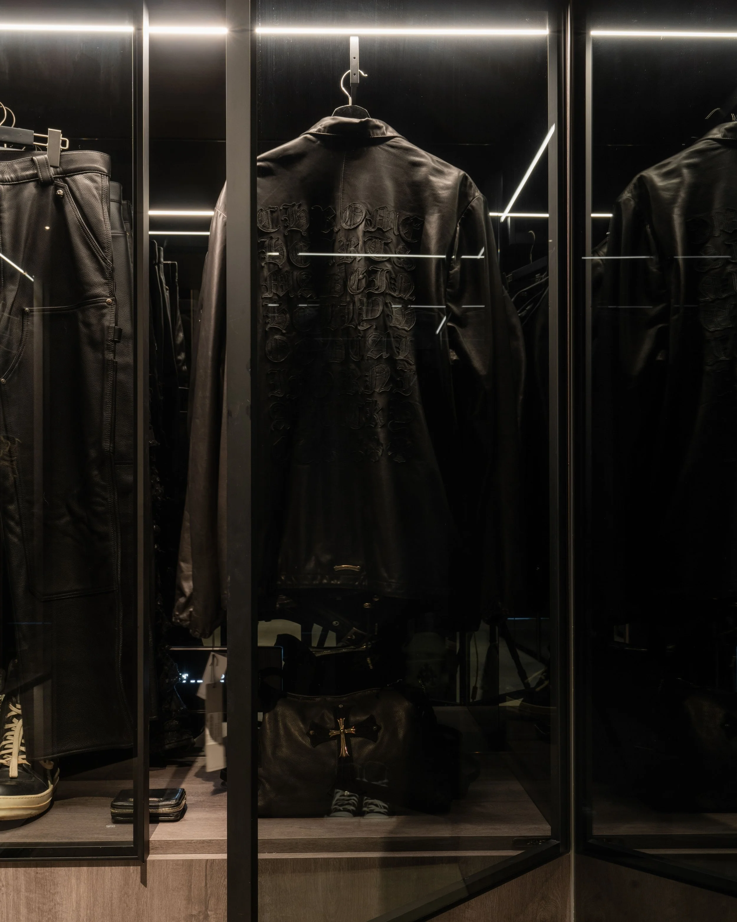 IG Sol Luminaire-Amber-45.jpg