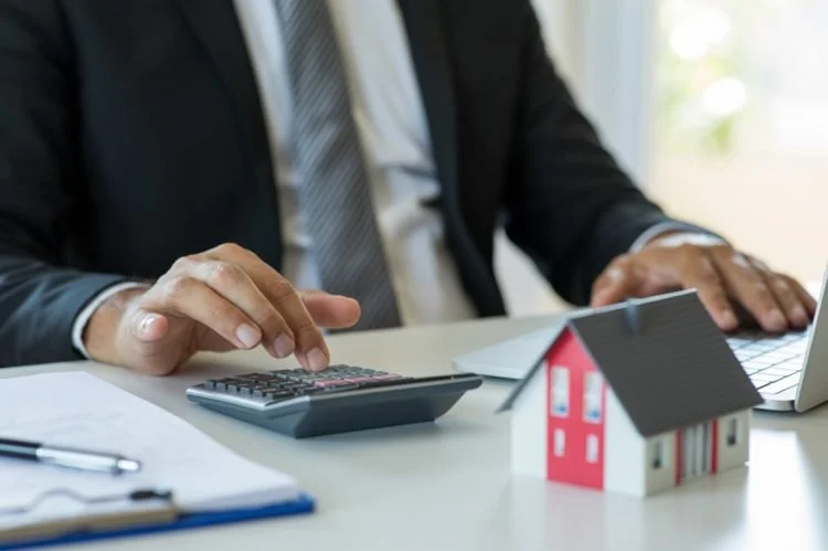 Best Time to Sell Property in the UK