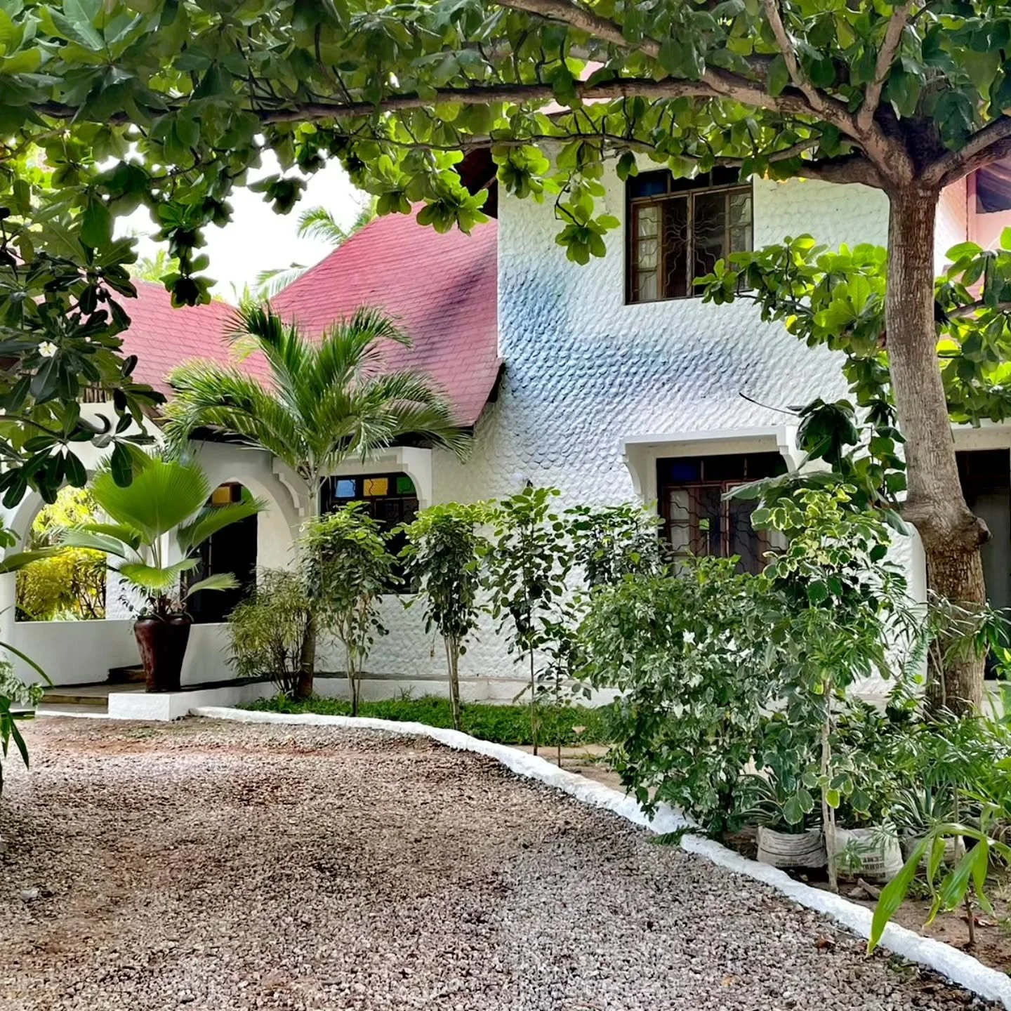 A boma is not walls, it is belonging

#boma
#notwalls
#belonging
#malaika