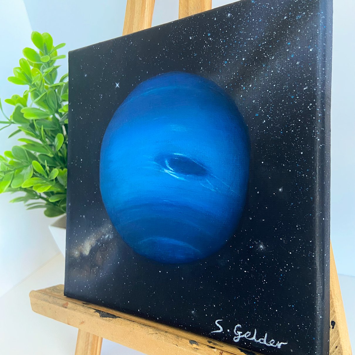neptune side view.40.square.jpg