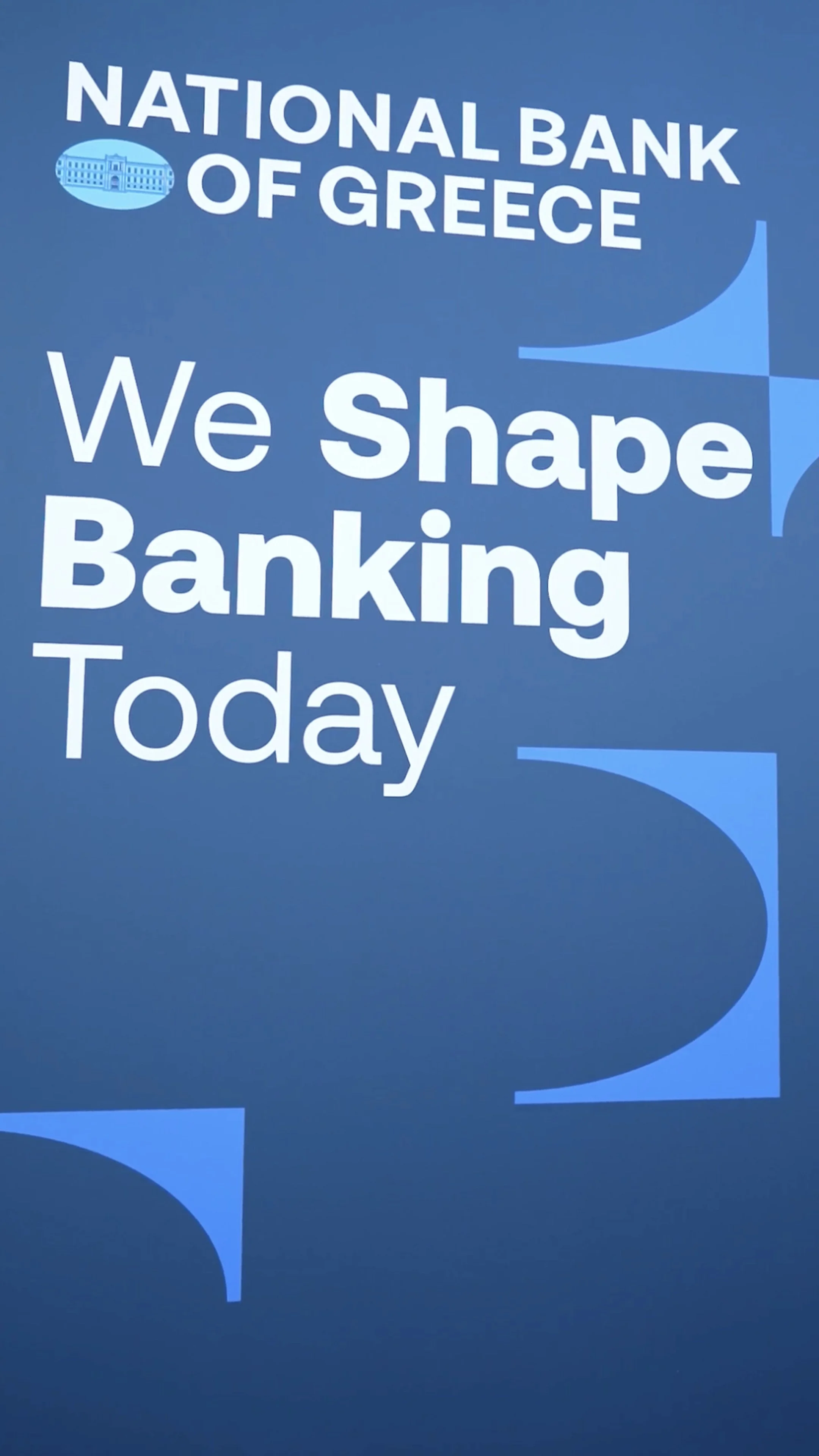 06-we-shape-banking-today-4k.jpg