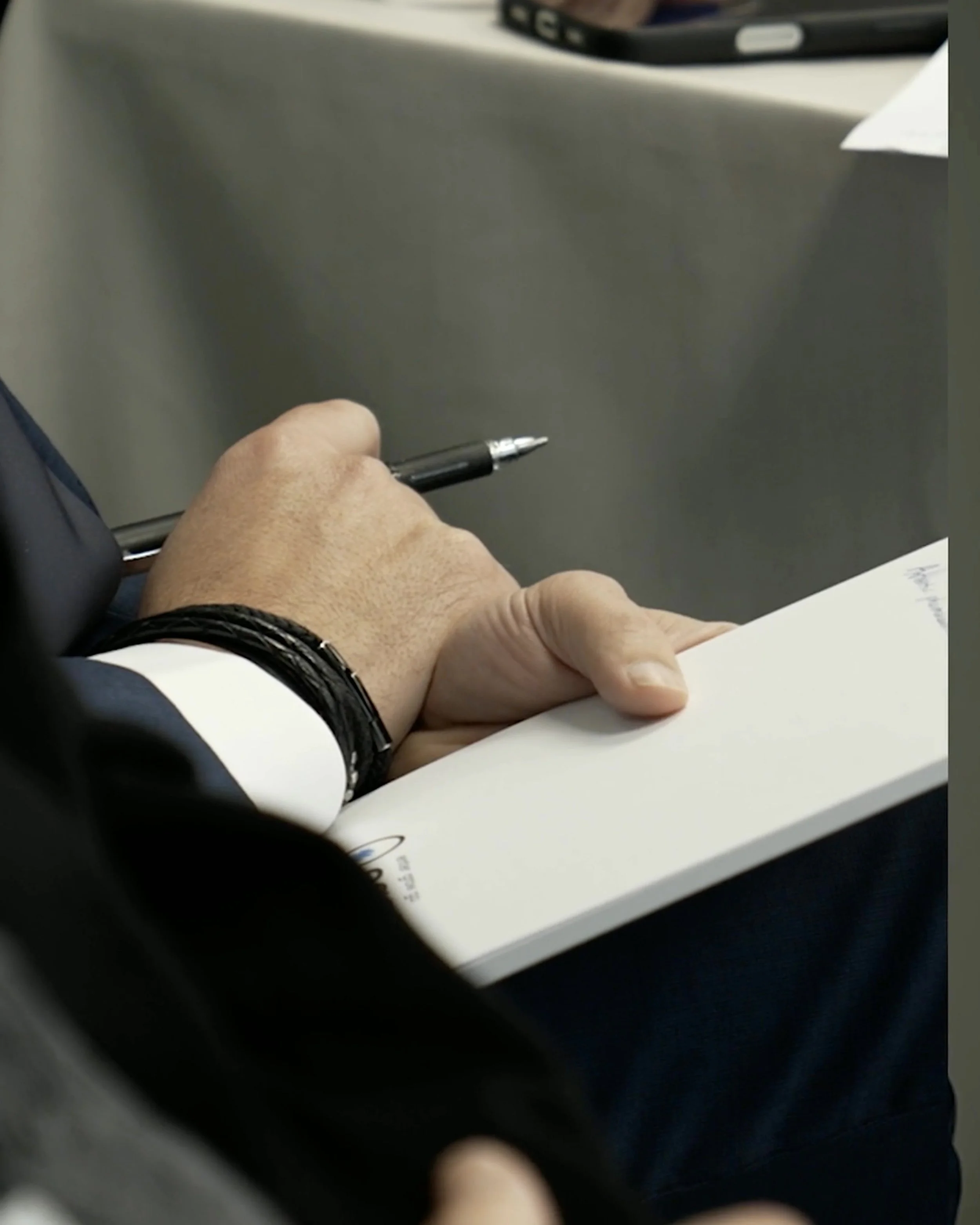 02-attendee-notes-4k.jpg