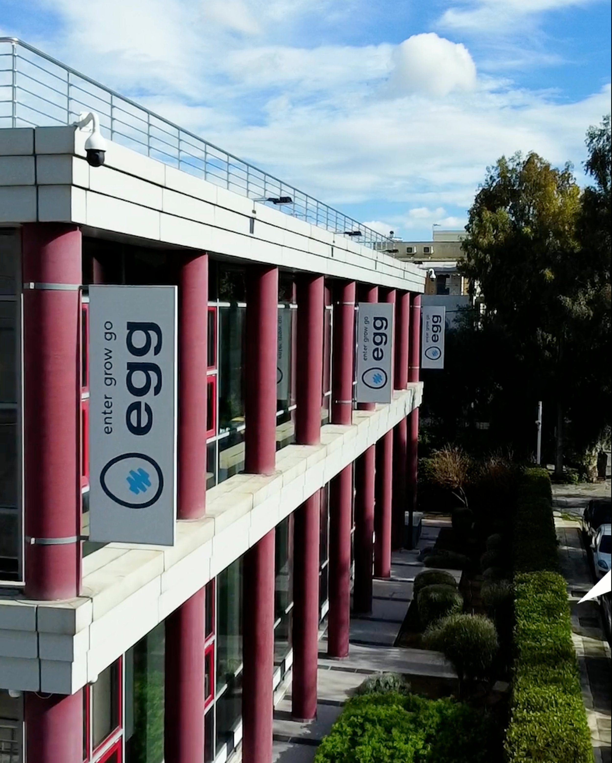 02-egg-hub-exterior-4k.jpg