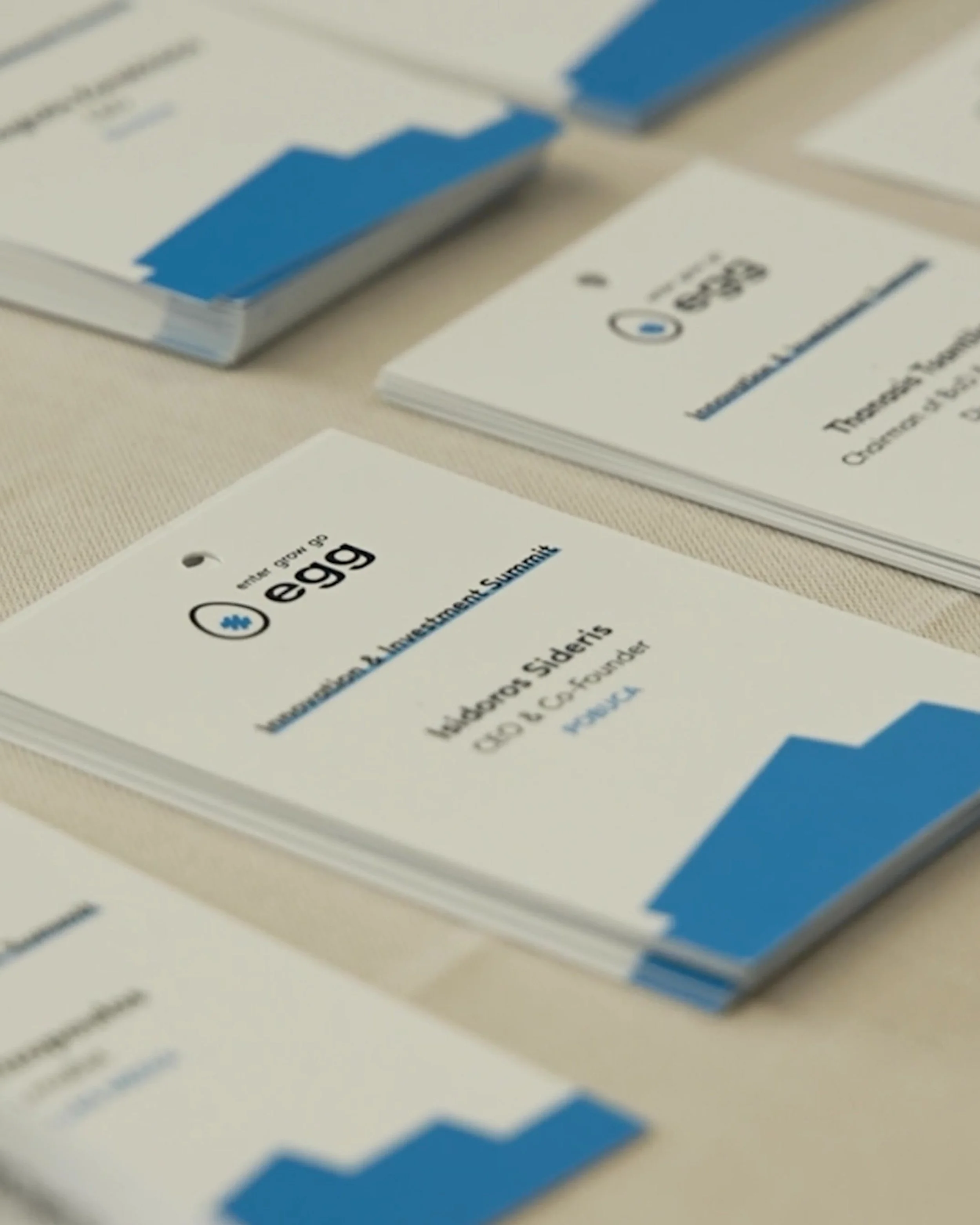05-attendee-name-badges-4k.jpg