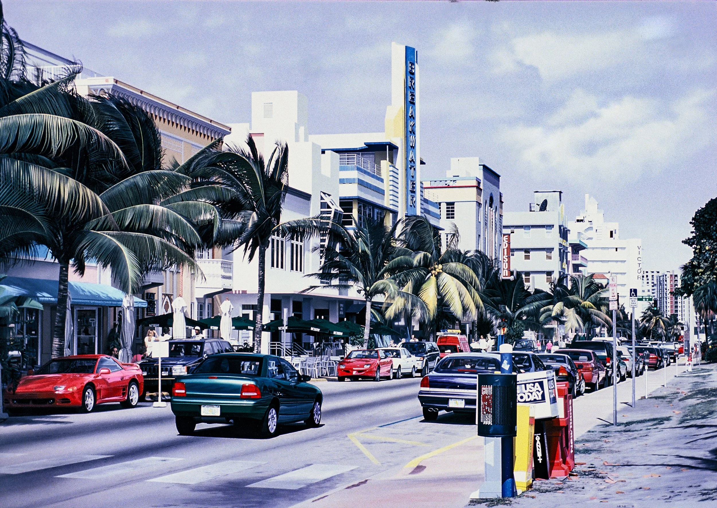  Breakwater Hotel , 1998