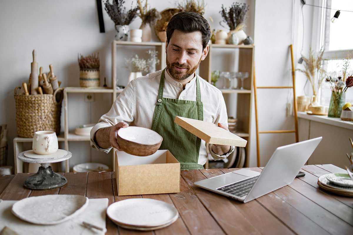 Etsy vs Squarespace: Which is better for selling your work?