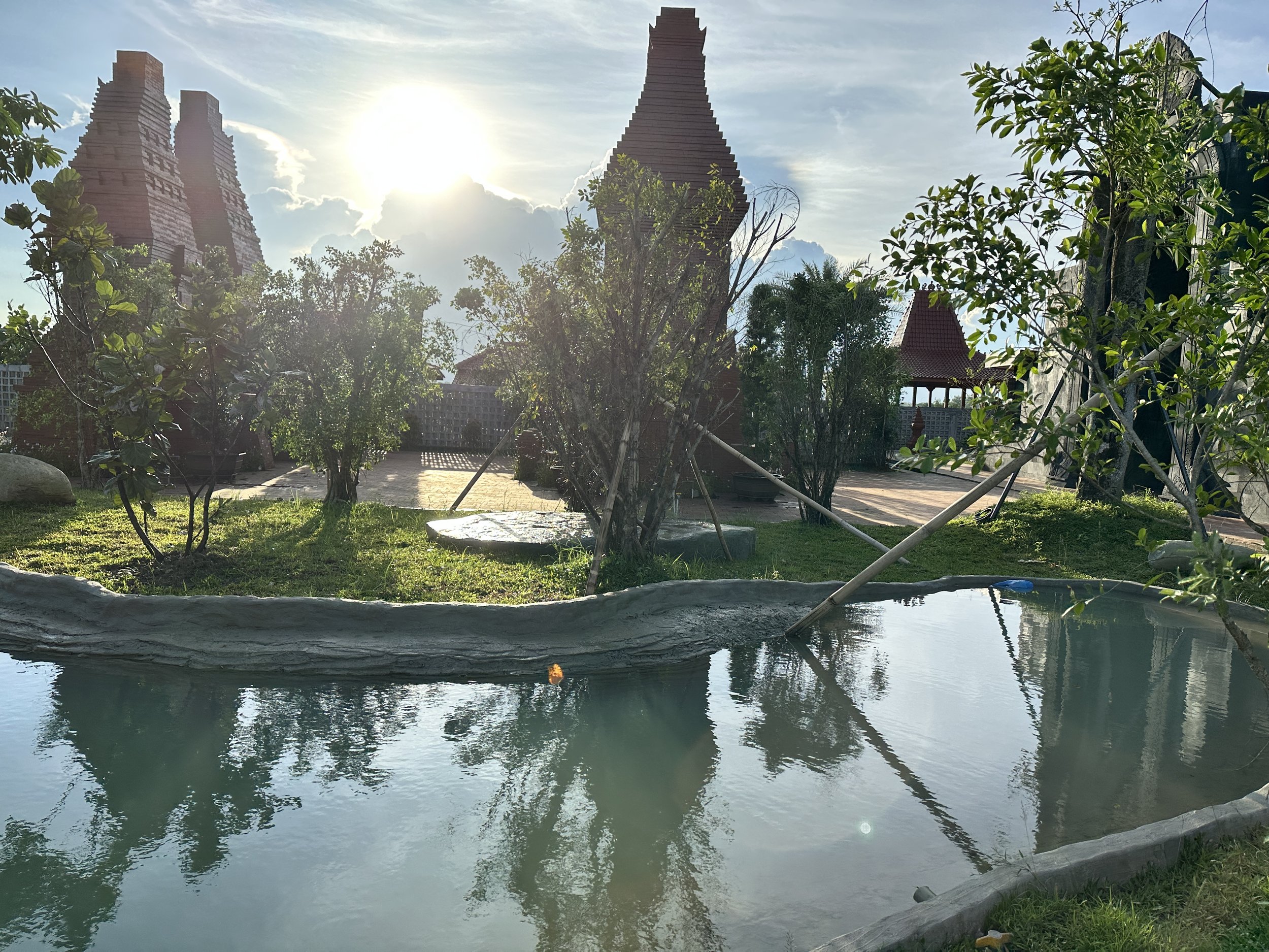Vihara Sukjai Sailendra' garden
