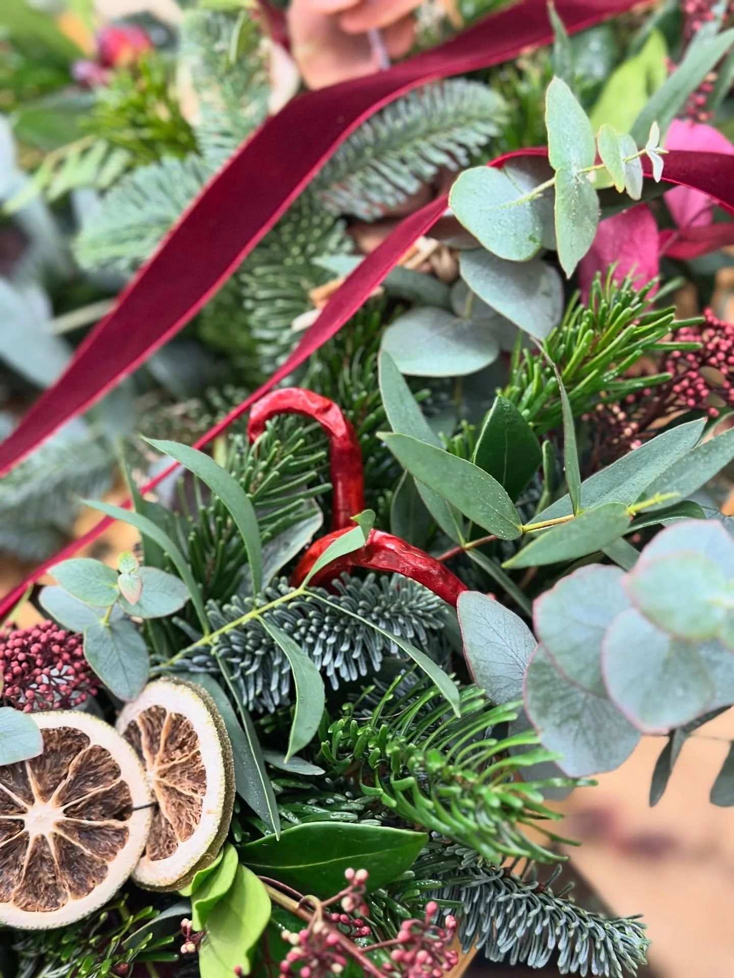 Wow! 🌟 Yesterday&rsquo;s workshop produced another set of absolute beauties! 👏👏👏

There&rsquo;s nothing quite like the scent of fresh evergreens, a table full of laughter, and the gentle rhythm of crafting to ease you into the season.

To everyon