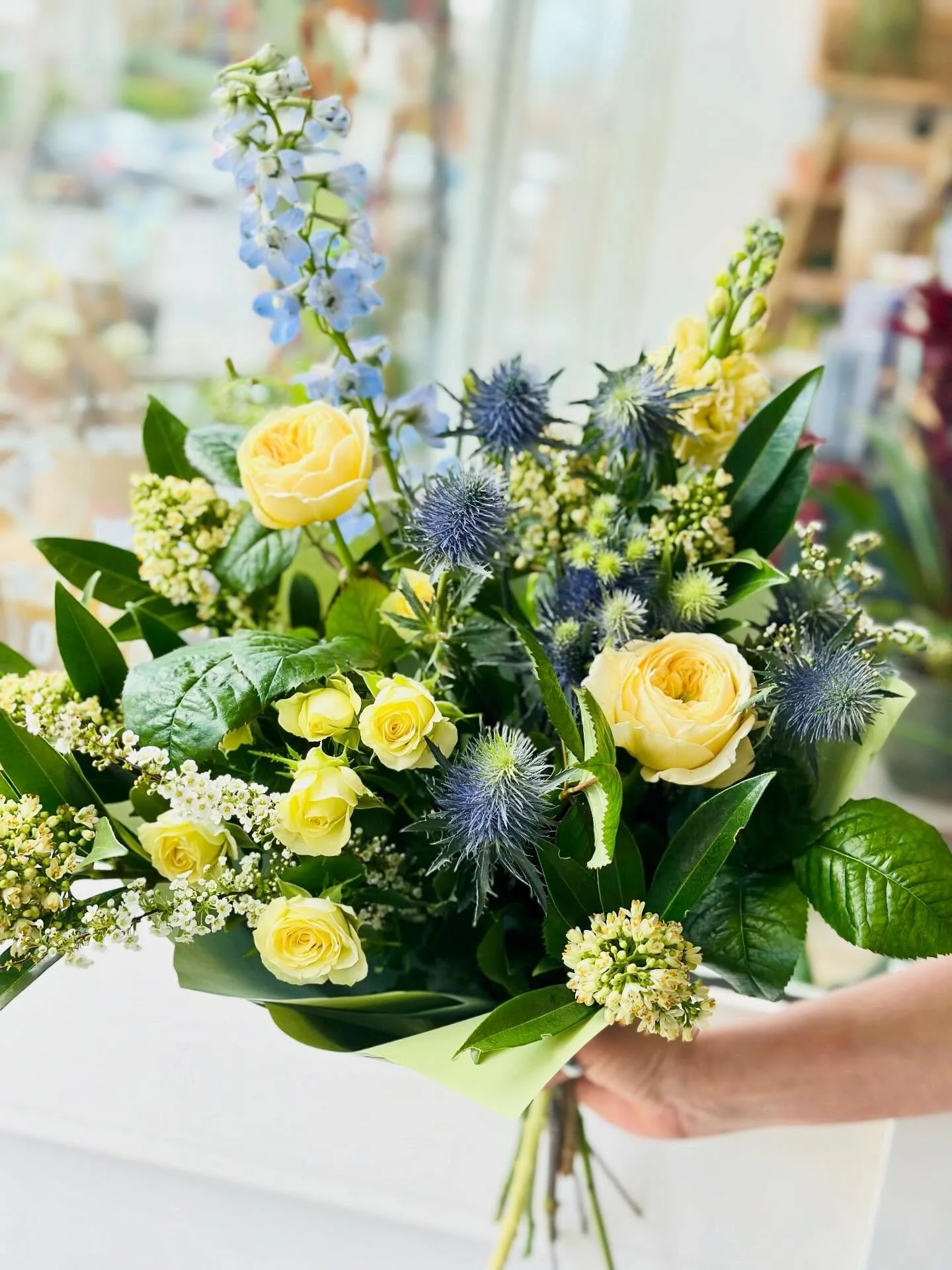 Whether it&rsquo;s a birthday, an anniversary or simply just because&hellip; the right flowers not only add to the moment, they become part of the memory, and we&rsquo;re loving this dreamy colour palette right now! 

If you&rsquo;re going to buy flo