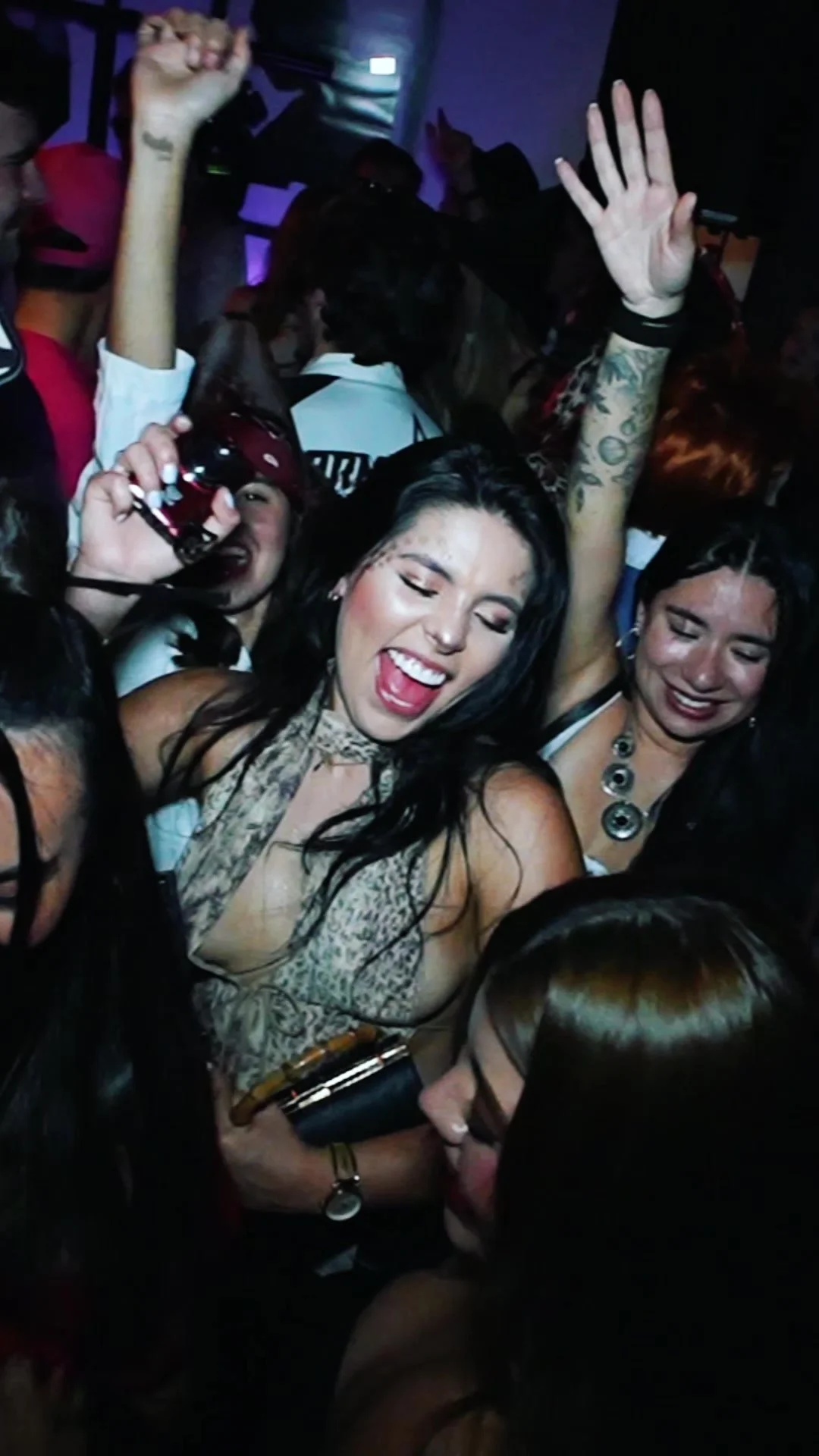 arlo-soho-halloween-13-dance-floor-friends.jpg