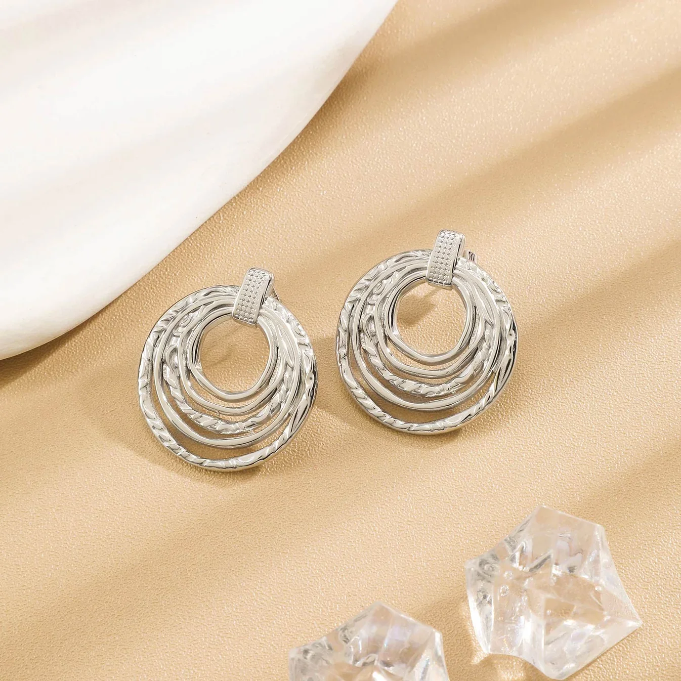 LEONI PARIS BOUCLE D'OREILLES LOAN.webp