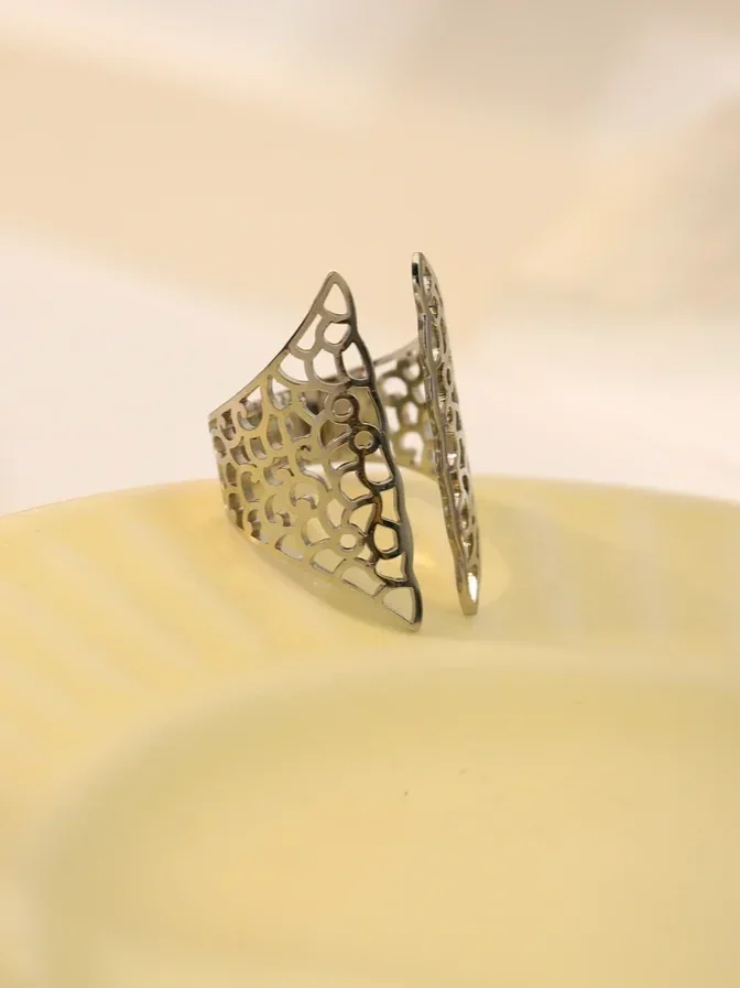 LEONI+PARIS+Bijoux+en+acier+inoxydable+-+Bague+Tina+2.webp