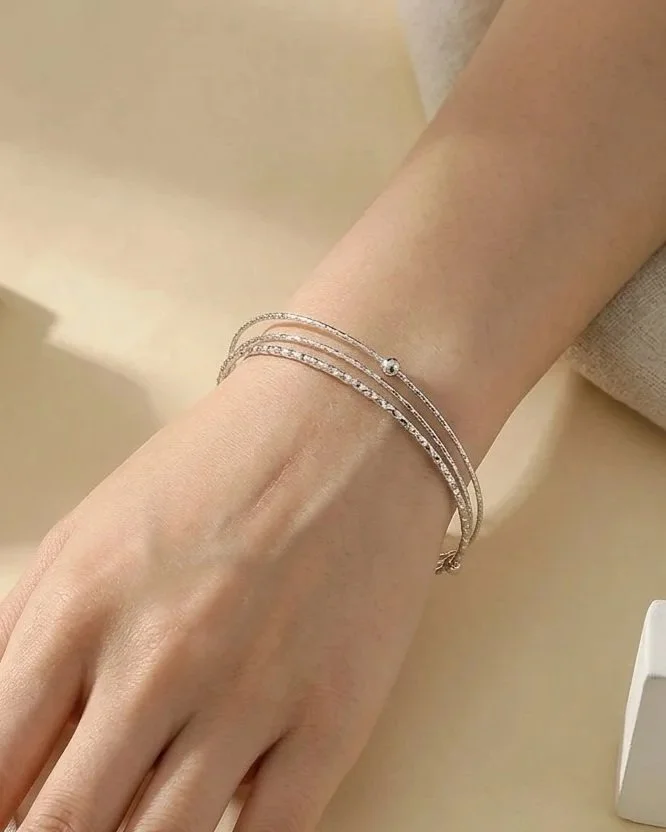 Lot 3 Bracelets John