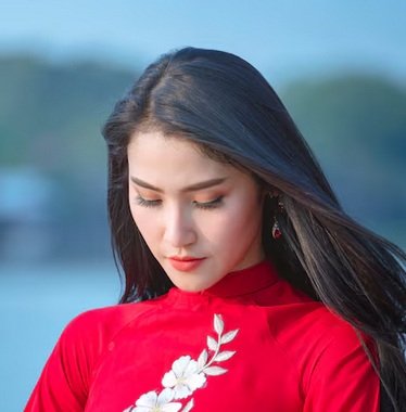 Skin Xclusive review for double chin removal, HIFU and SYNA