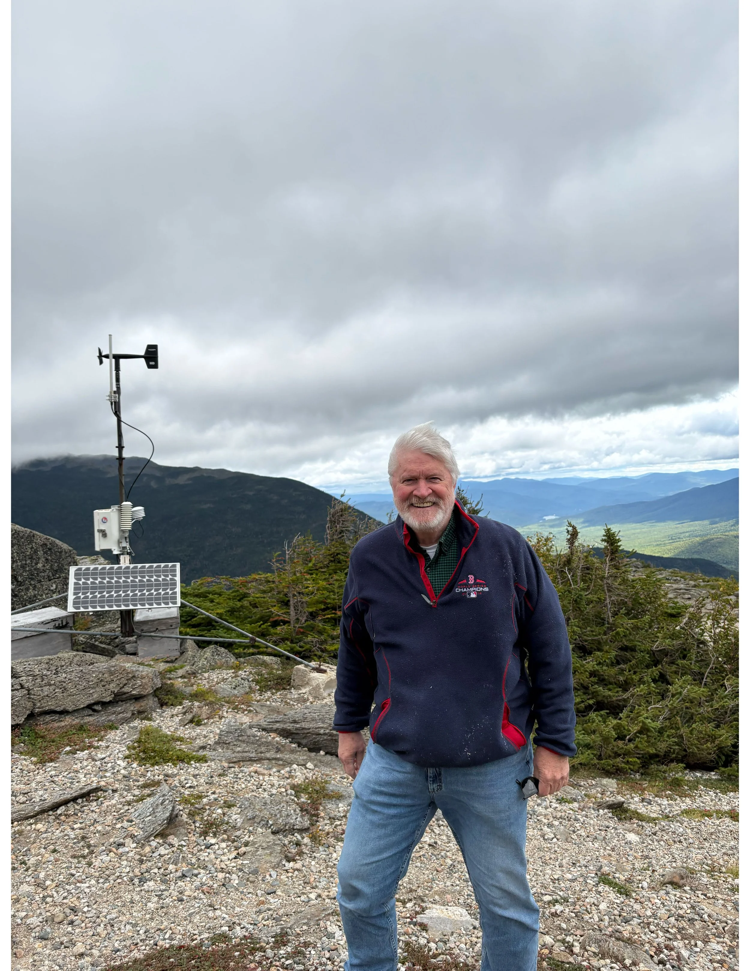 At Mount Washington's Signal Corp site, about 4000 feet, 2025 08 26