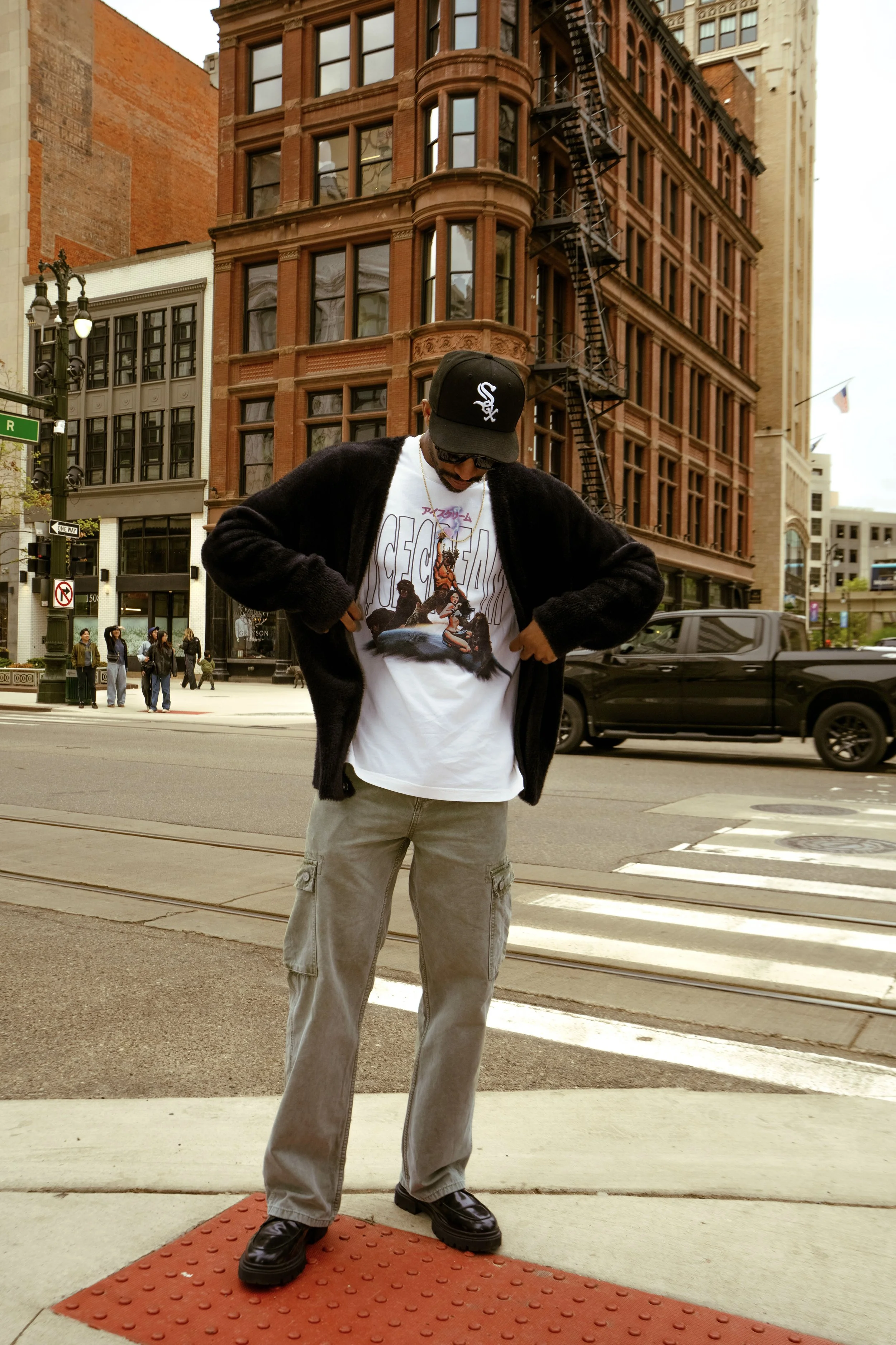 Model: @smokeskatalog