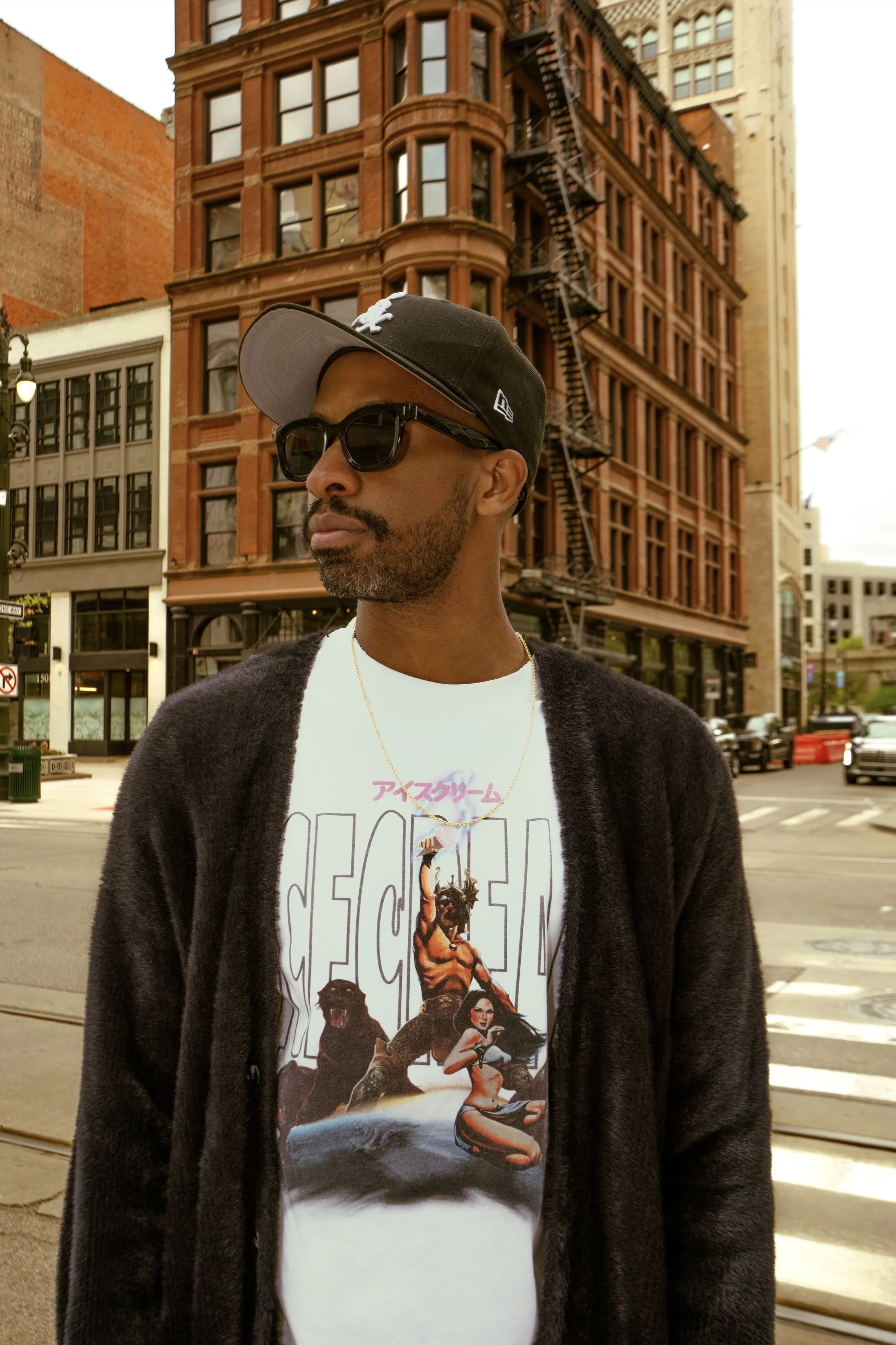 Model: @smokeskatalog