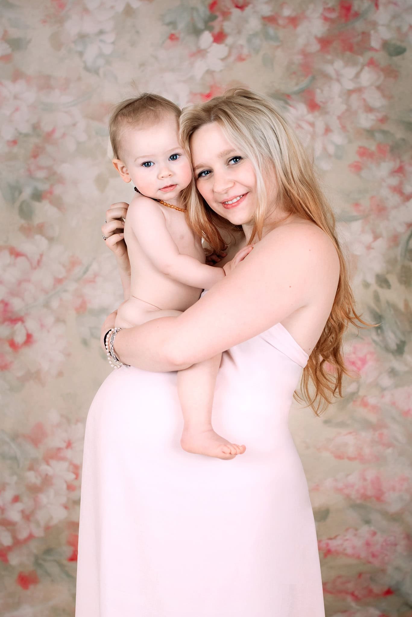 Maternity with baby.jpg