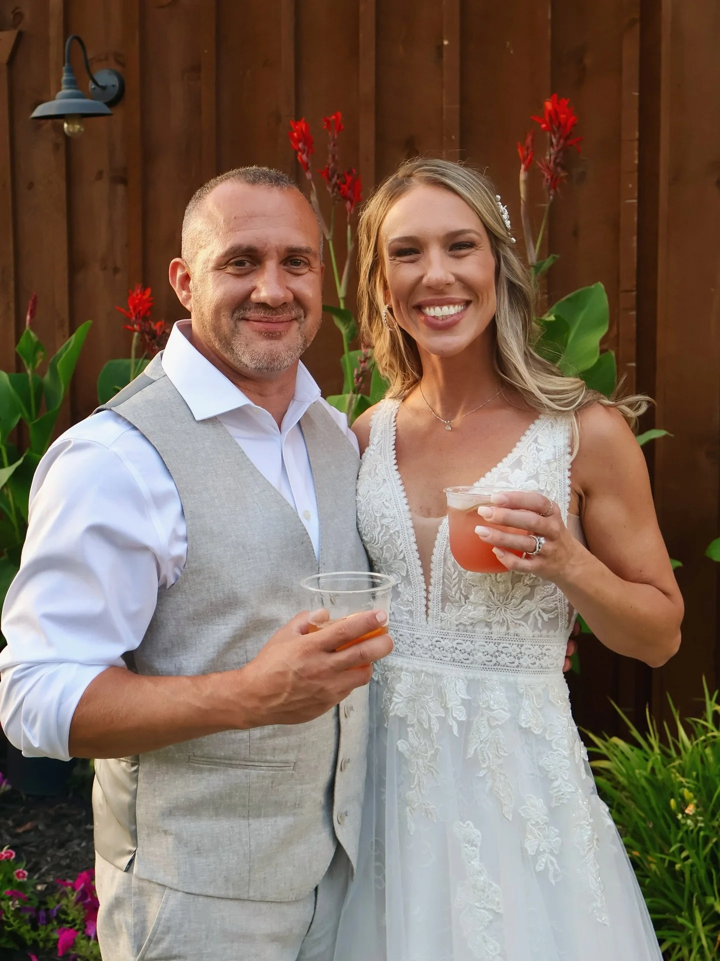 Sarah + Mike threw one heck of a party tonight 💍 and we were honored to keep the cocktails (and good times) flowing. 🥂✨

Here&rsquo;s the deal: we aren&rsquo;t just any mobile bartenders, we&rsquo;re your guaranteed ticket to the most fun + most de