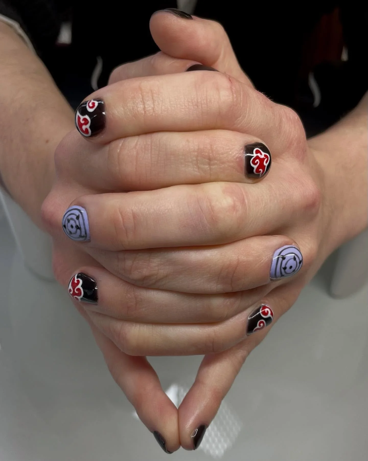 Level 2 - Naruto 🥷
That’s the dragon hand seal too in case u were wondering 🐉
#naruto #narutoanime #anime #nailart #animenails #nailtech #gel #gelart #manga