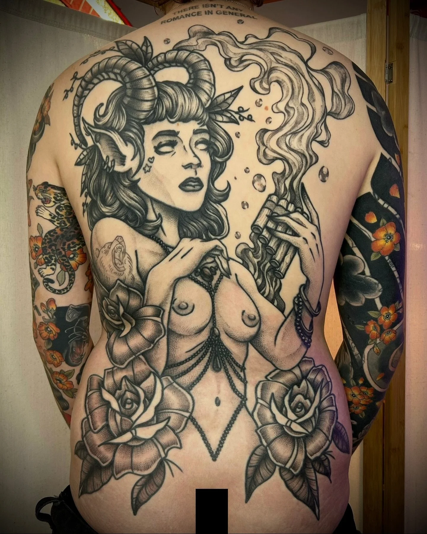 FAUN&rsquo;S GUIDANCE | backpiece for Phoebe (majority healed)
.
.
.
.
Made @buttercattattoo 
Made with @stencil.jam @lotusneedles @darkhorseshadingblack @thesolidink 
.
#tattoos #darktattoo #fantasytattoo #highfantasy #backpiece #backpiecetattoo #nz