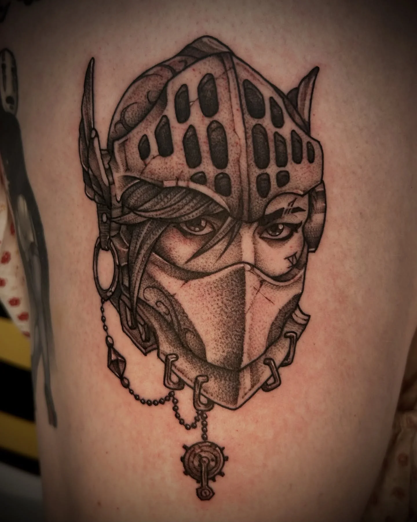 Flash variant Vi for Sophie! Thank you for coming in to get this and trusting me with this piece 🫶🏽 (tattoo neighbours with the very talented @jamiereneetattoo) 
.
DM or email for bookings!
.
.
.
.
Made @buttercattattoo 
Made with @stencil.jam @lot