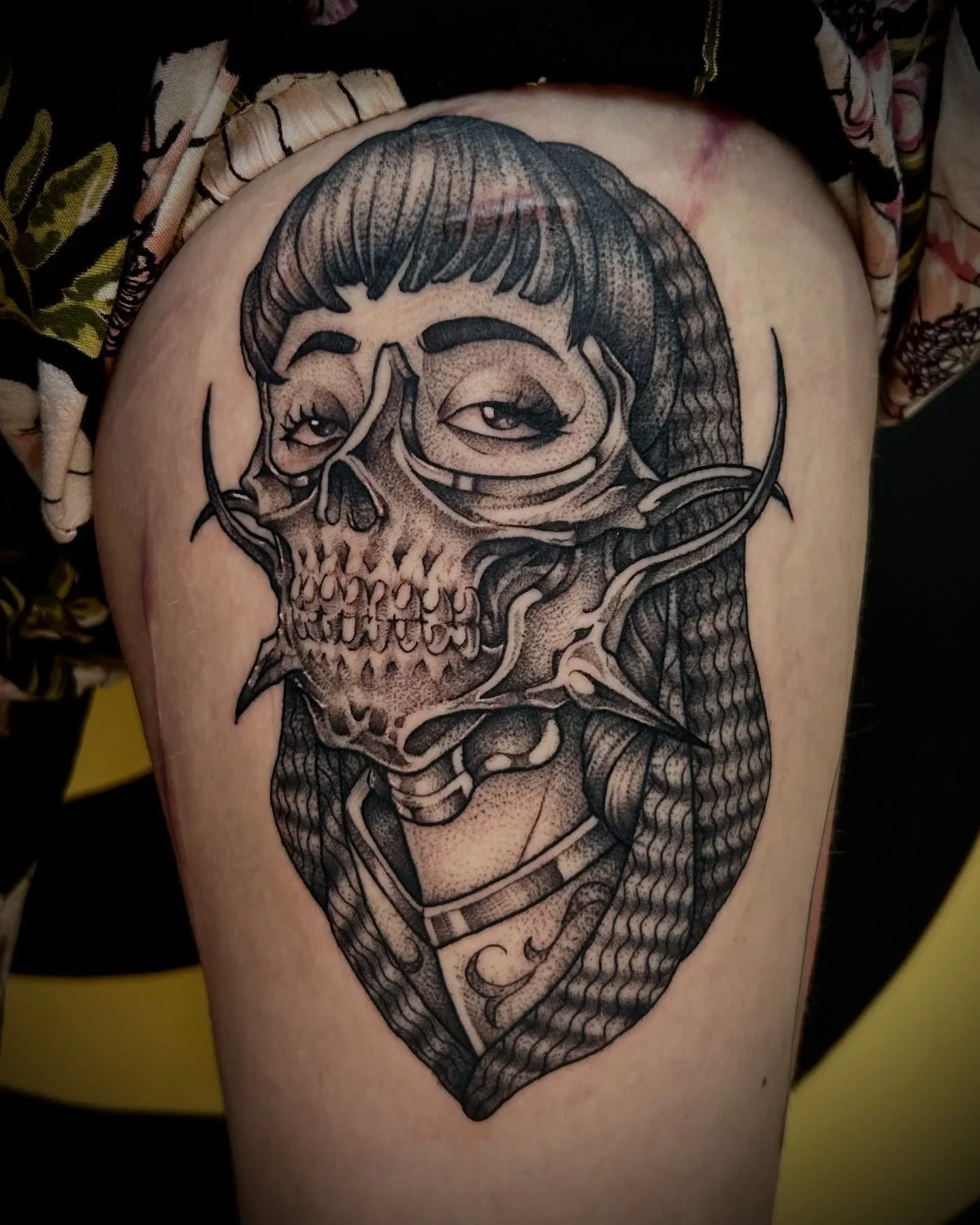 📸 SISTER OF THE FOUNDRY | for Alison
.
Made @buttercattattoo 
Made with @lotusneedles @stencil.jam @darkhorseshadingblack @absupplies 
Machines @ironbite @luckysupply 
.
.
.
.
#fantasytattoo #tattoos #tattooideas #tattoo #tattooing #highfantasy #dar