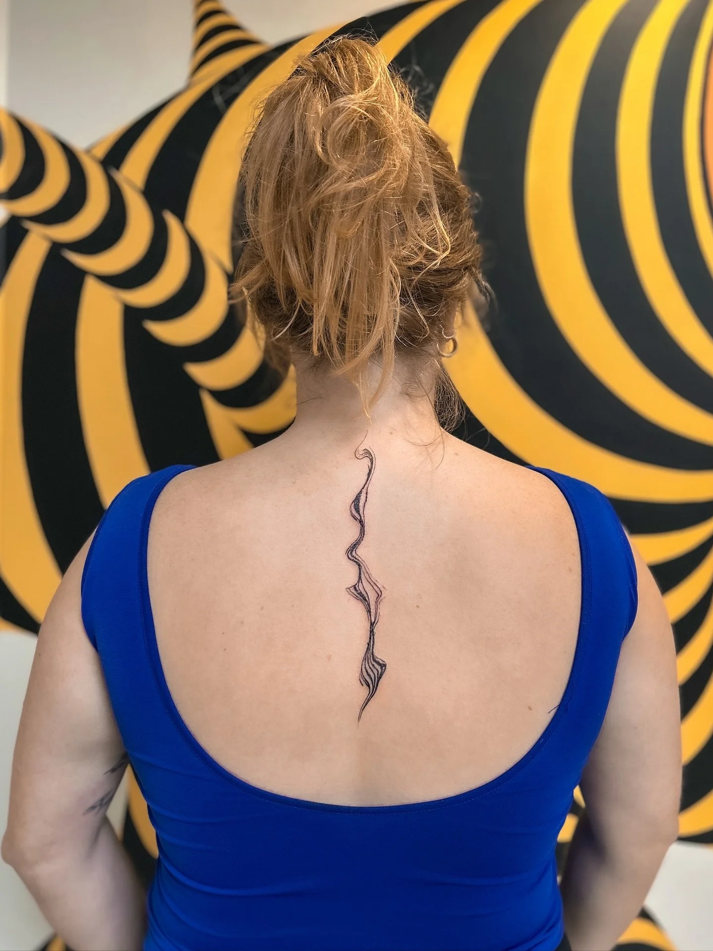 a special tattoo for a very special lady 💛 Maddi I love you so much, you inspire me to live my life in the best ways and I want to be you when I grow up 💛💛💛 bon voyage, babe! 

made for my friend at @buttercattattoo 

.
.
.
,
.
.
.
.
.
.
#tattoo 