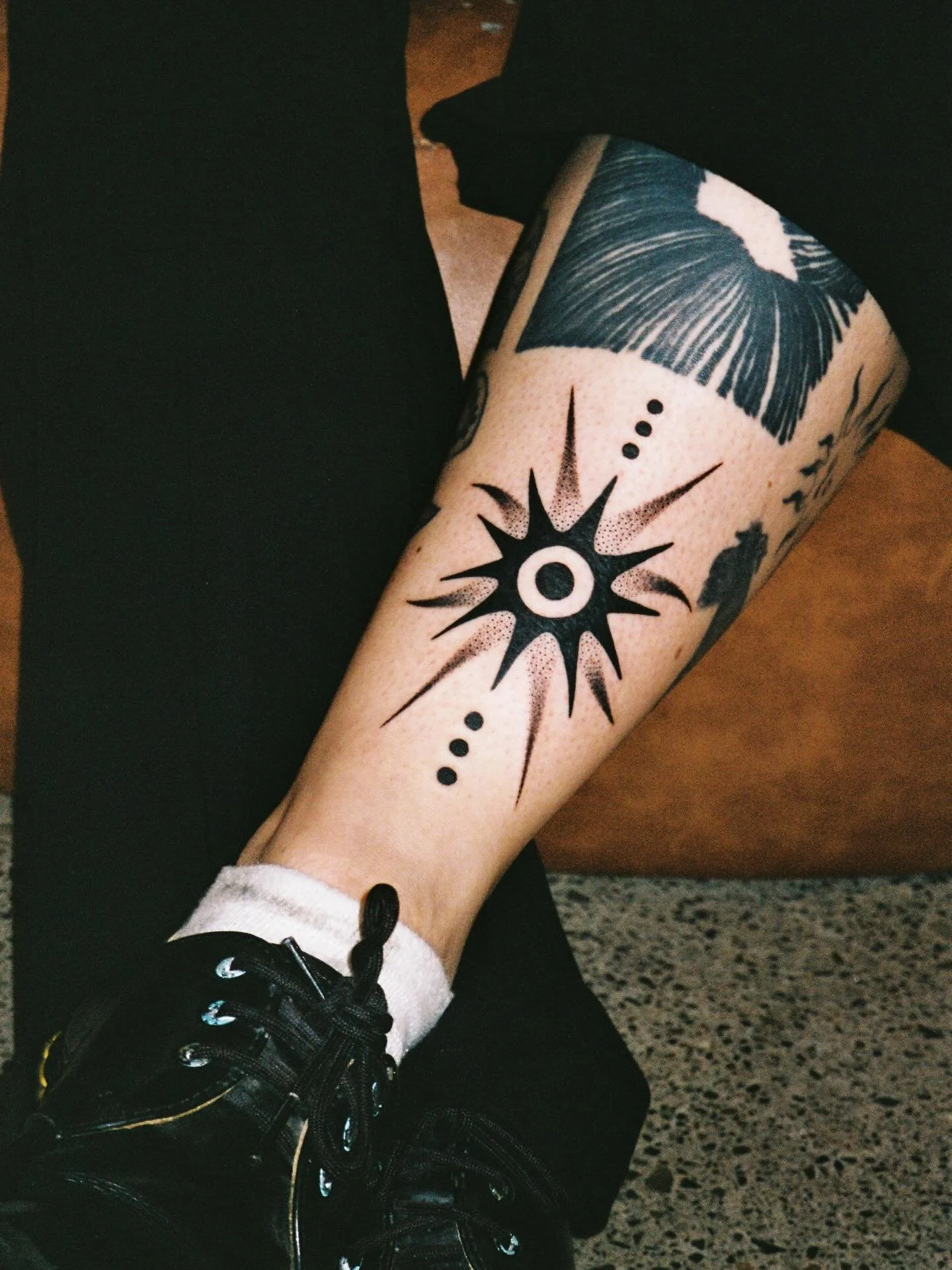 Lil tattoo trade with the lovely &amp; talented @tamarillo.tattoo 💗 check out her work and give her a follow ☺️ 🫶

✨made with @tedstattoowonders ✨

#splendidscans