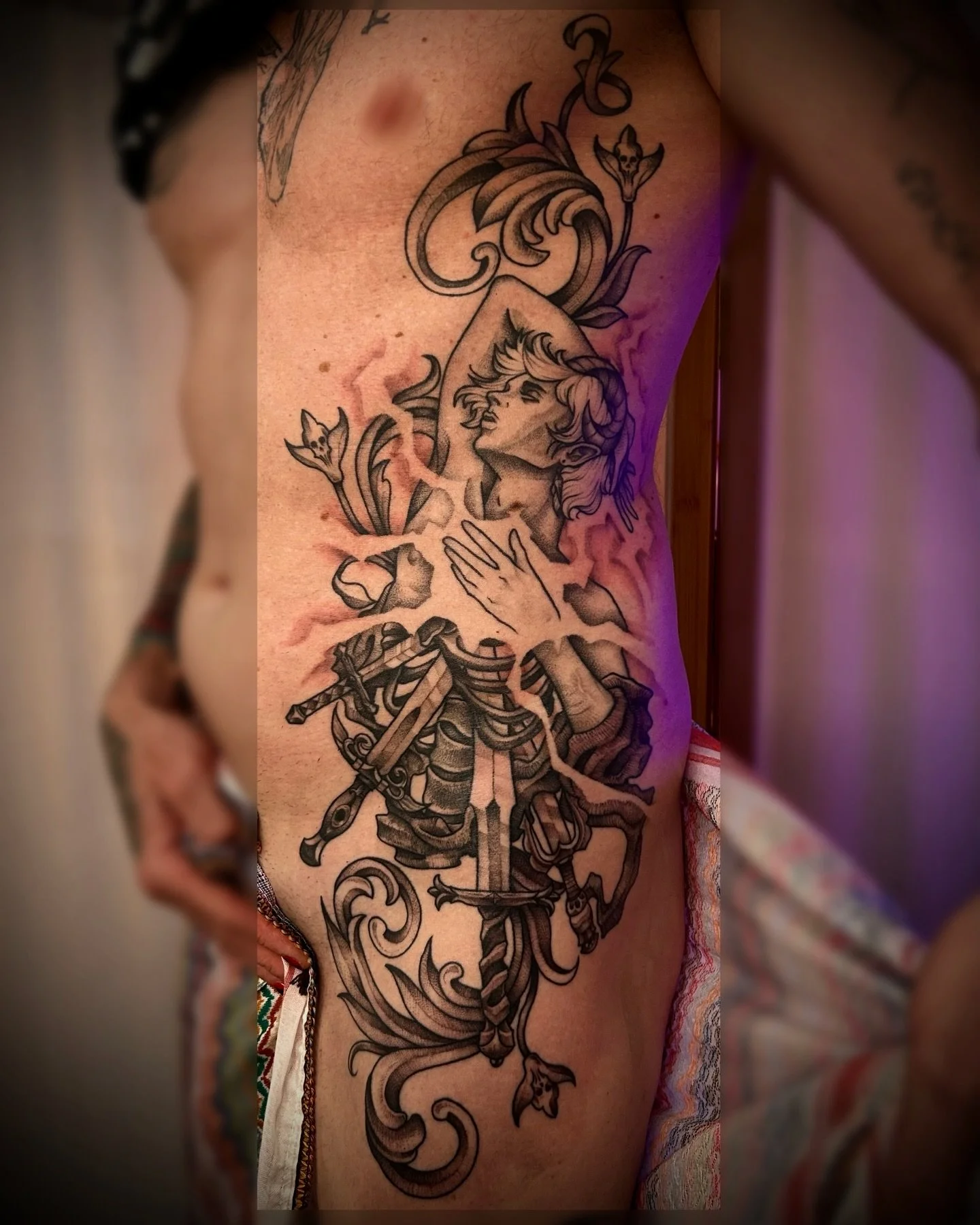 📸 NECROMANCY | for Simon
.
Made @buttercattattoo 
Made with @darkhorseshadingblack @lotusneedles @stencil.jam @ironbite @luckysupply 
.
#tattoo #blackandgreytattoo #nztattoo #wellingtontattoos