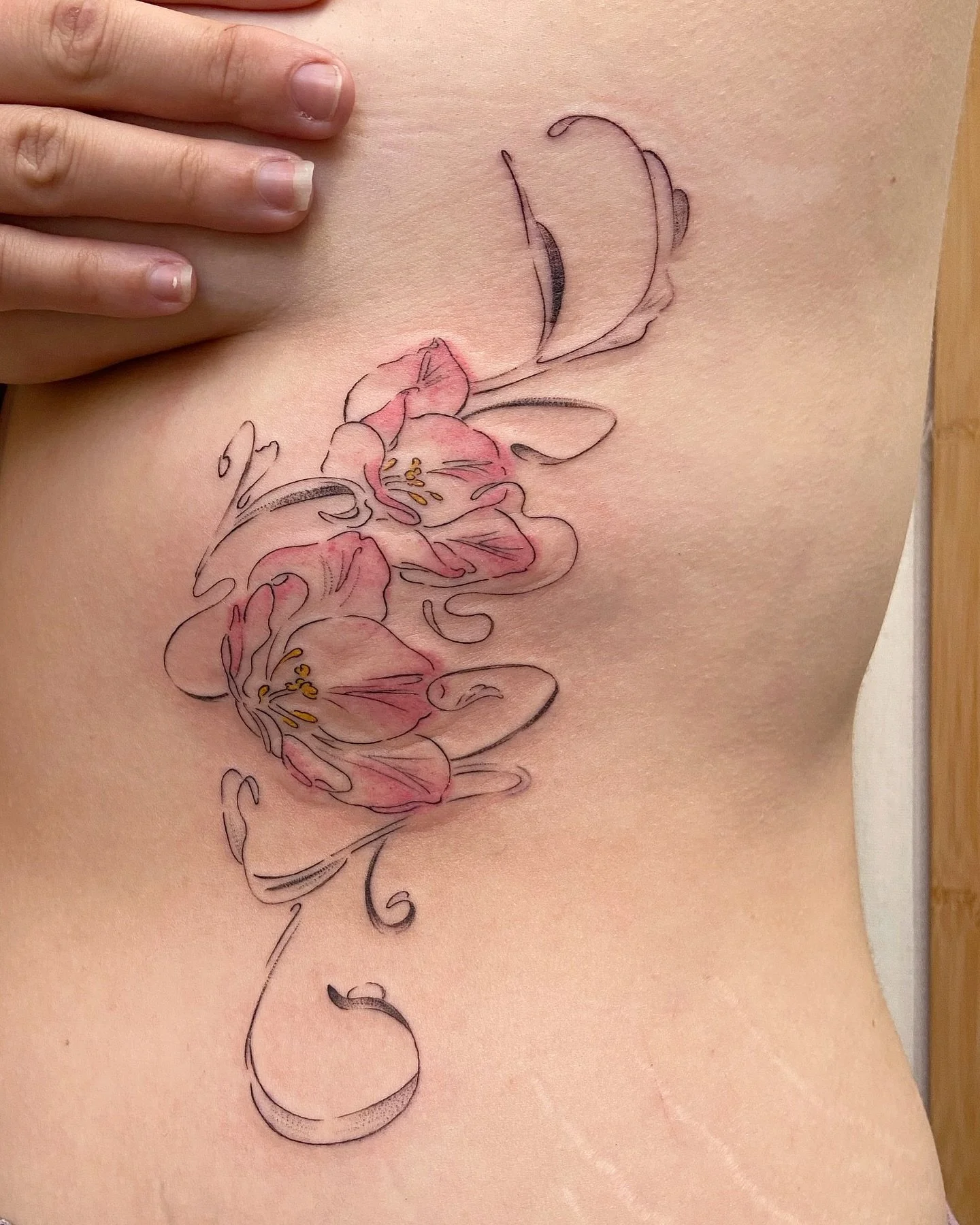 Flowy tulips from my flowy flash 🌷
.
Thank u so much for your trust, Eilidh! You sat perfectly 🤲🏽&hearts;️ I love that u went for the colour option too