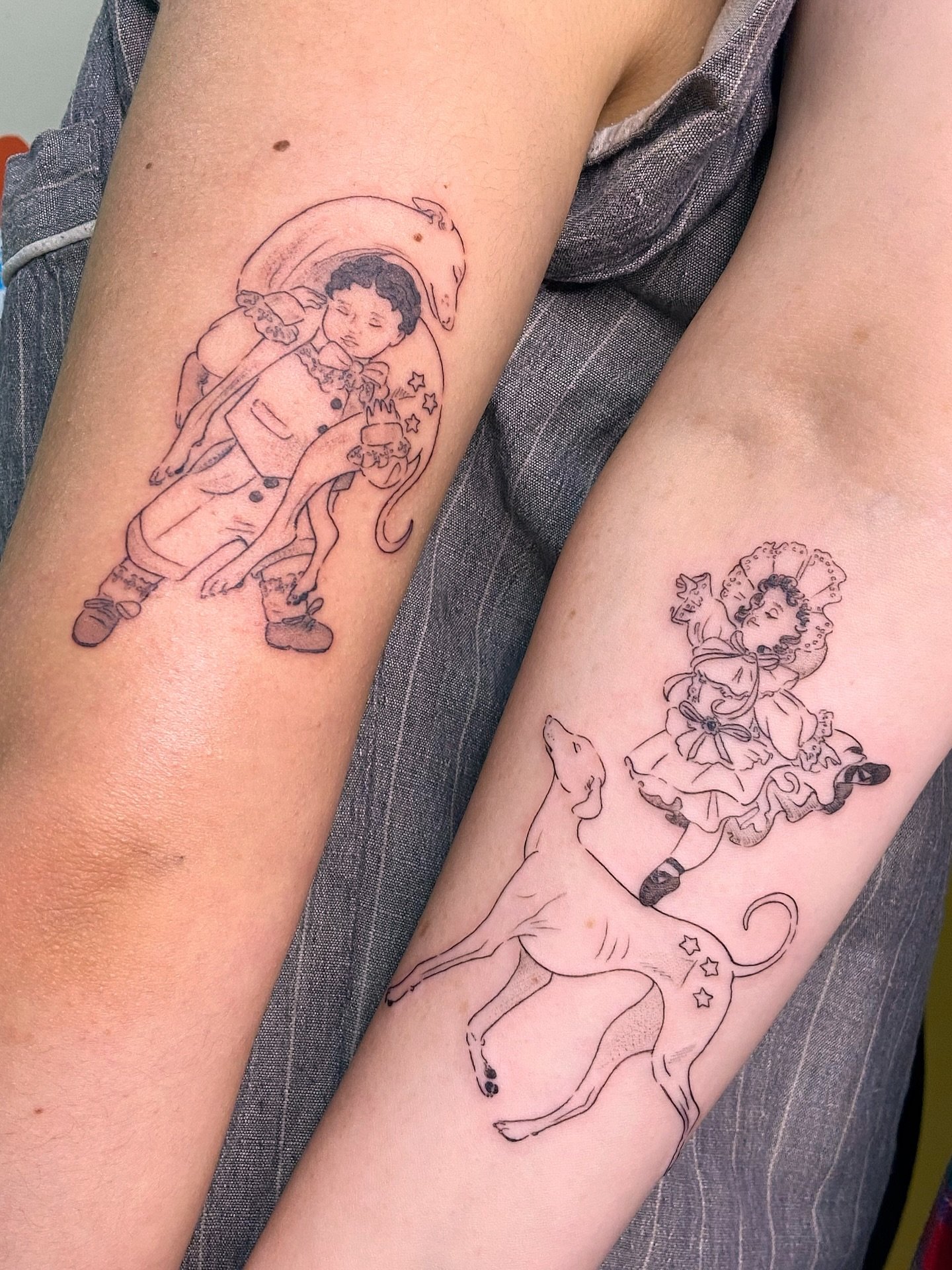 I LIIIIIIVE when I read custom request forms like these 🤸🏻🤸🏻so fun! So whimsical! Im blessed with such creative clients! 
.
Thank you so much, Daisy &amp; Em! Always a lovely time with u both 🤲🏽&hearts;️&hearts;️