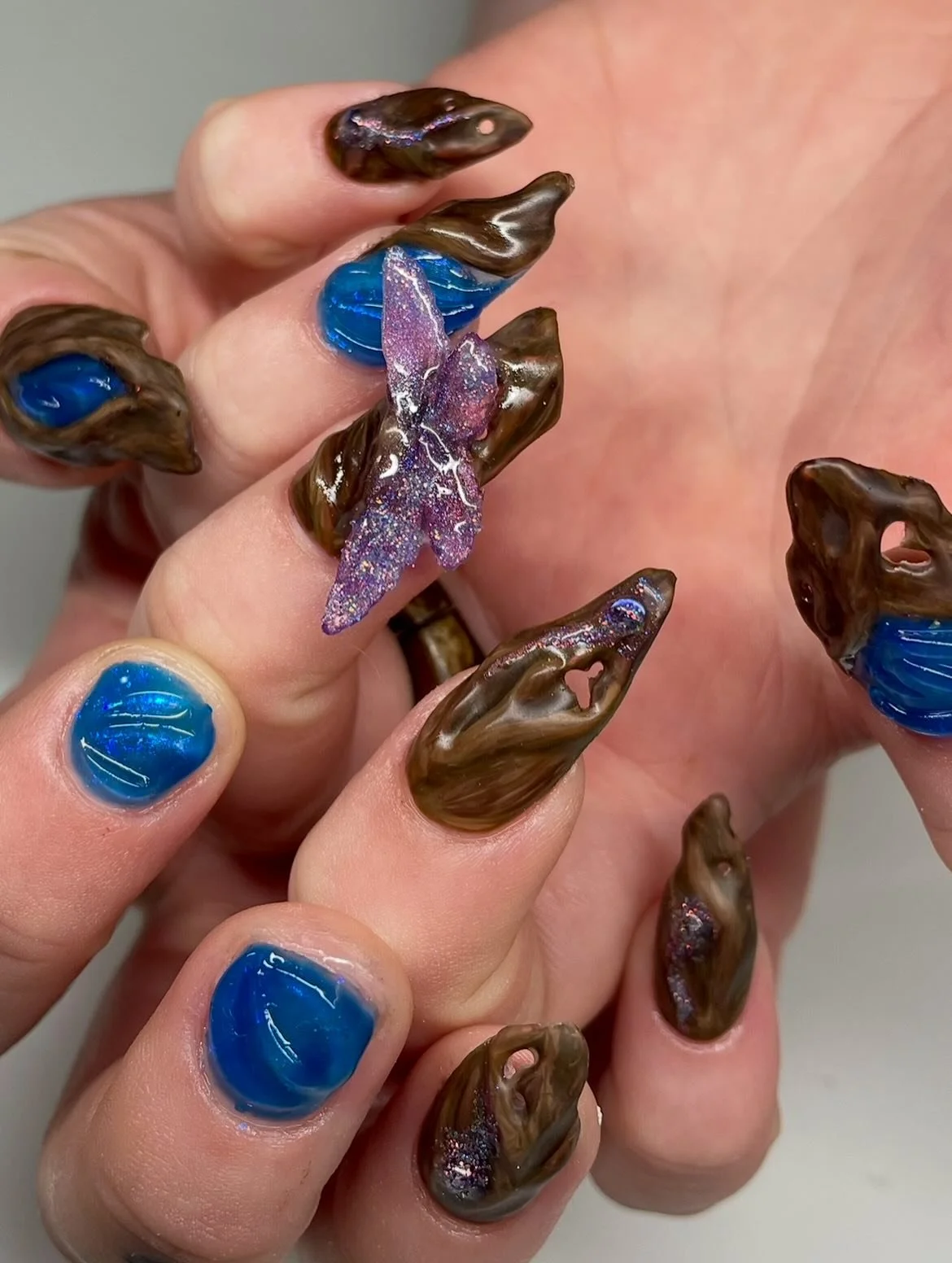 Advanced - Magic: The Gathering 🦋

Hand-painted and sculpted wooden texture nails, 2 1/2 hours!

#magicthegathering #mtg #gelx #nailart #nailinspo